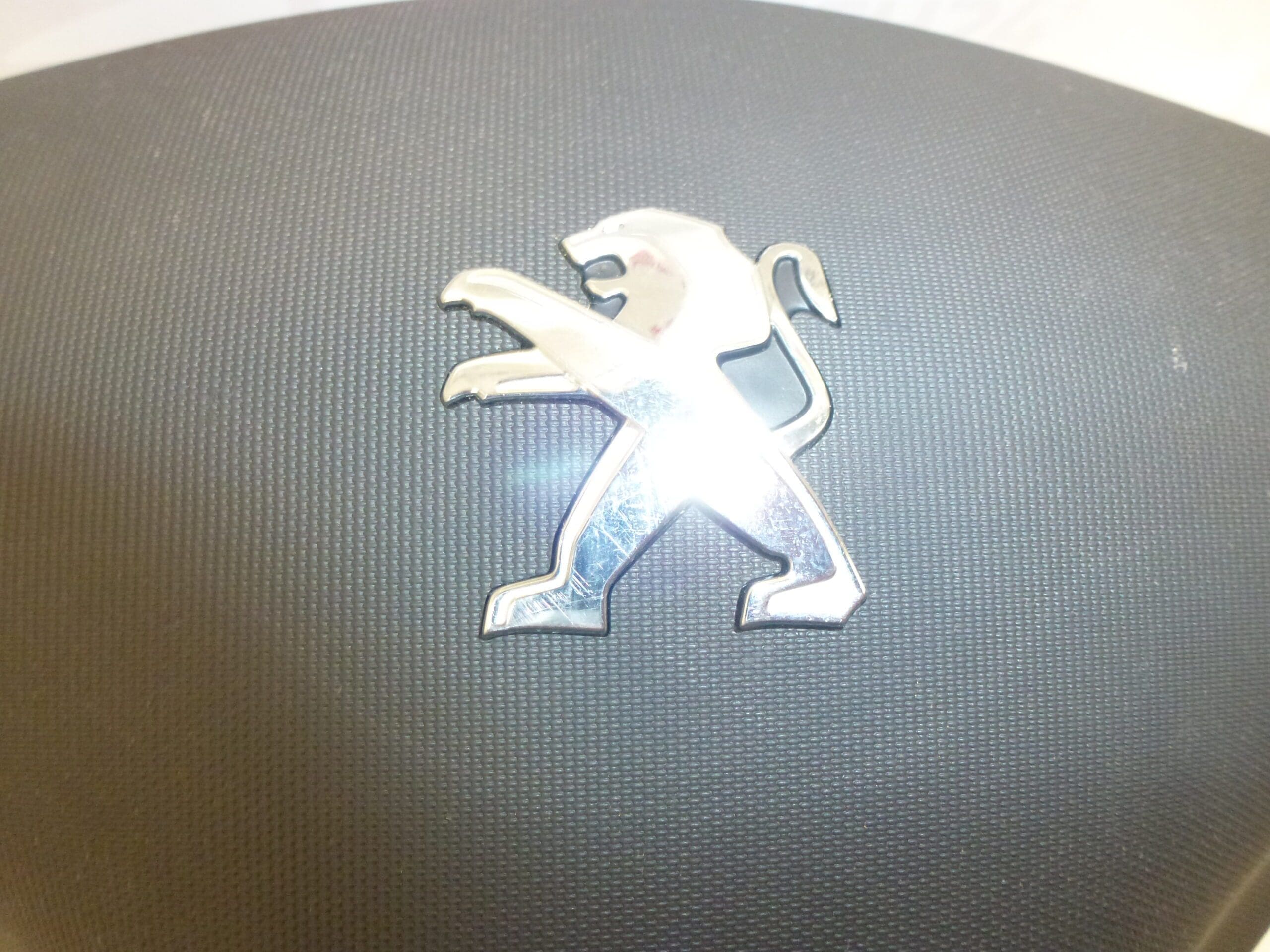 Airbag vodiča Peugeot 107 od roku 2010 16083642ZD – Obrázok 2