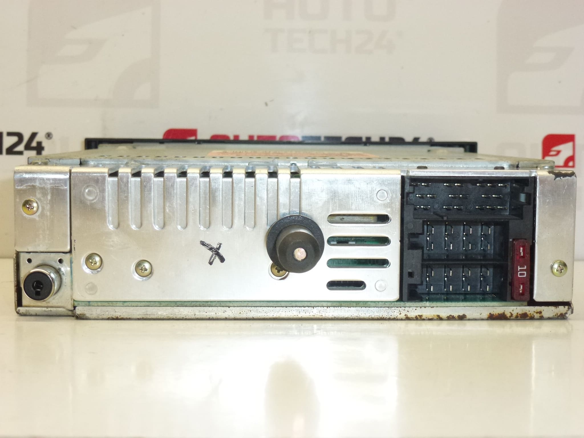 Autorádio CLARION Citroën Peugeot 96476647XT 6564JW – Obrázok 2