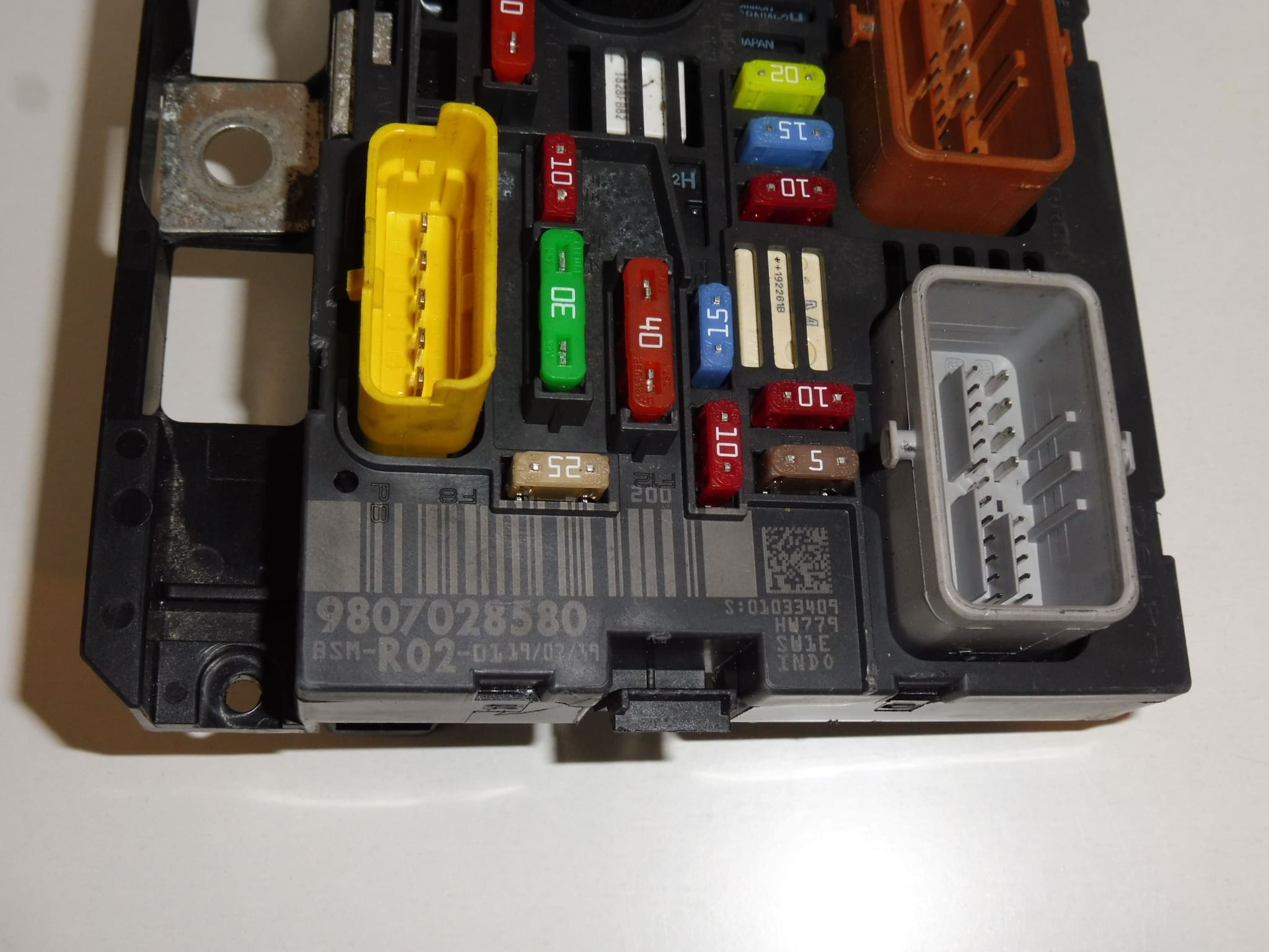 BSM R02 DELPHI Citroën Peugeot 9807028580 – Obrázok 2