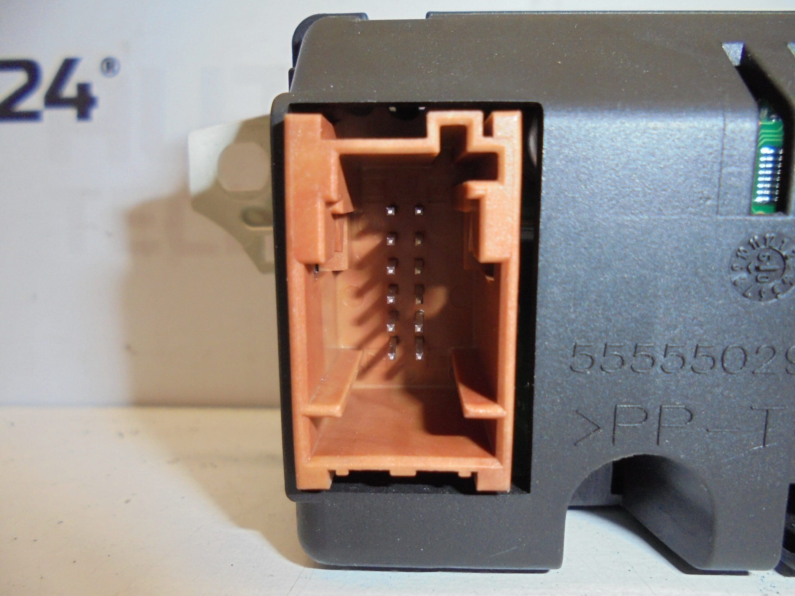 Displej rádia počítača Citroën Peugeot 308 9666136680 9807307080 6593F4 – Obrázok 2