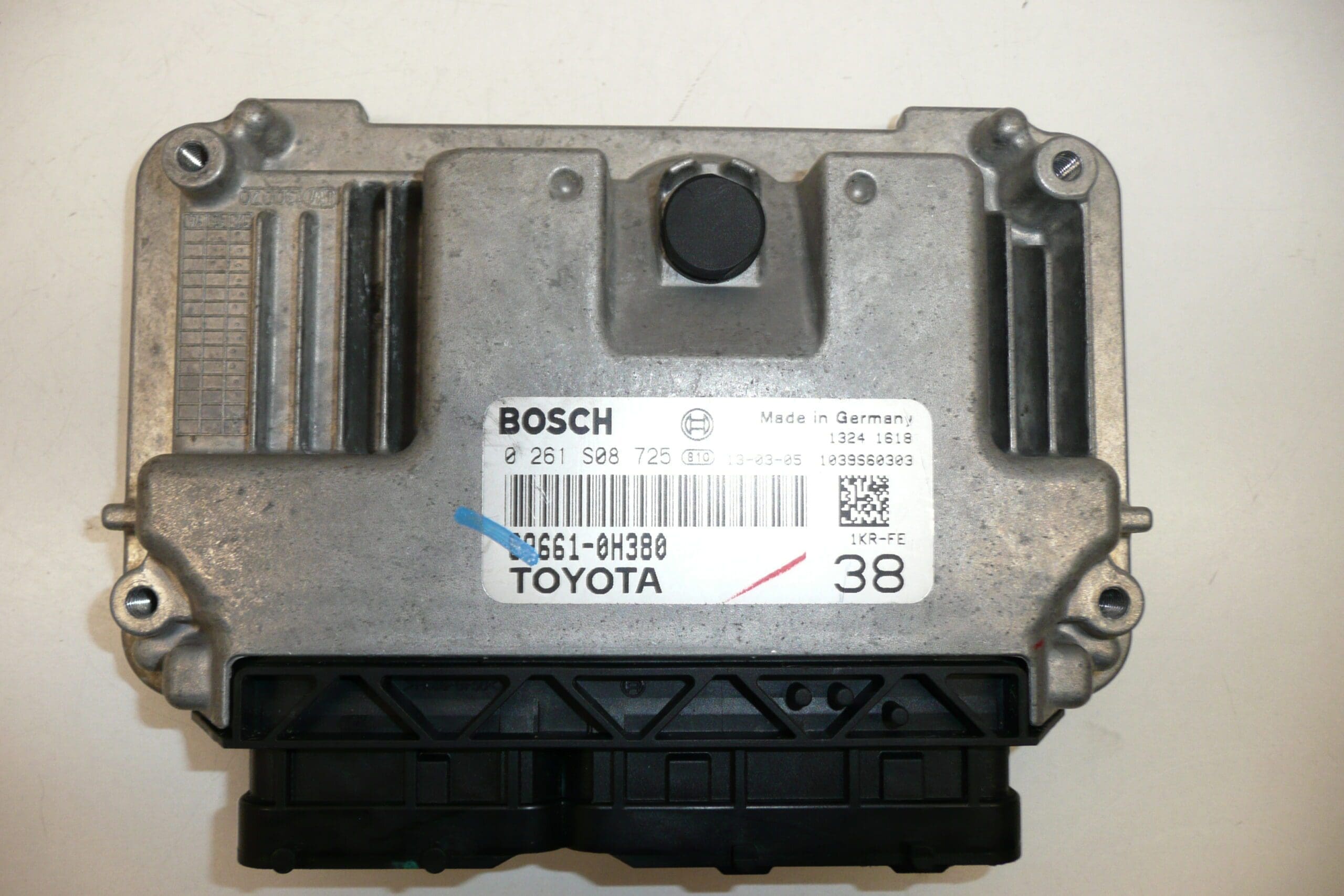 ECU Bosch 1.0i 1KR 0261S08725 89661-0H380 – Obrázok 2