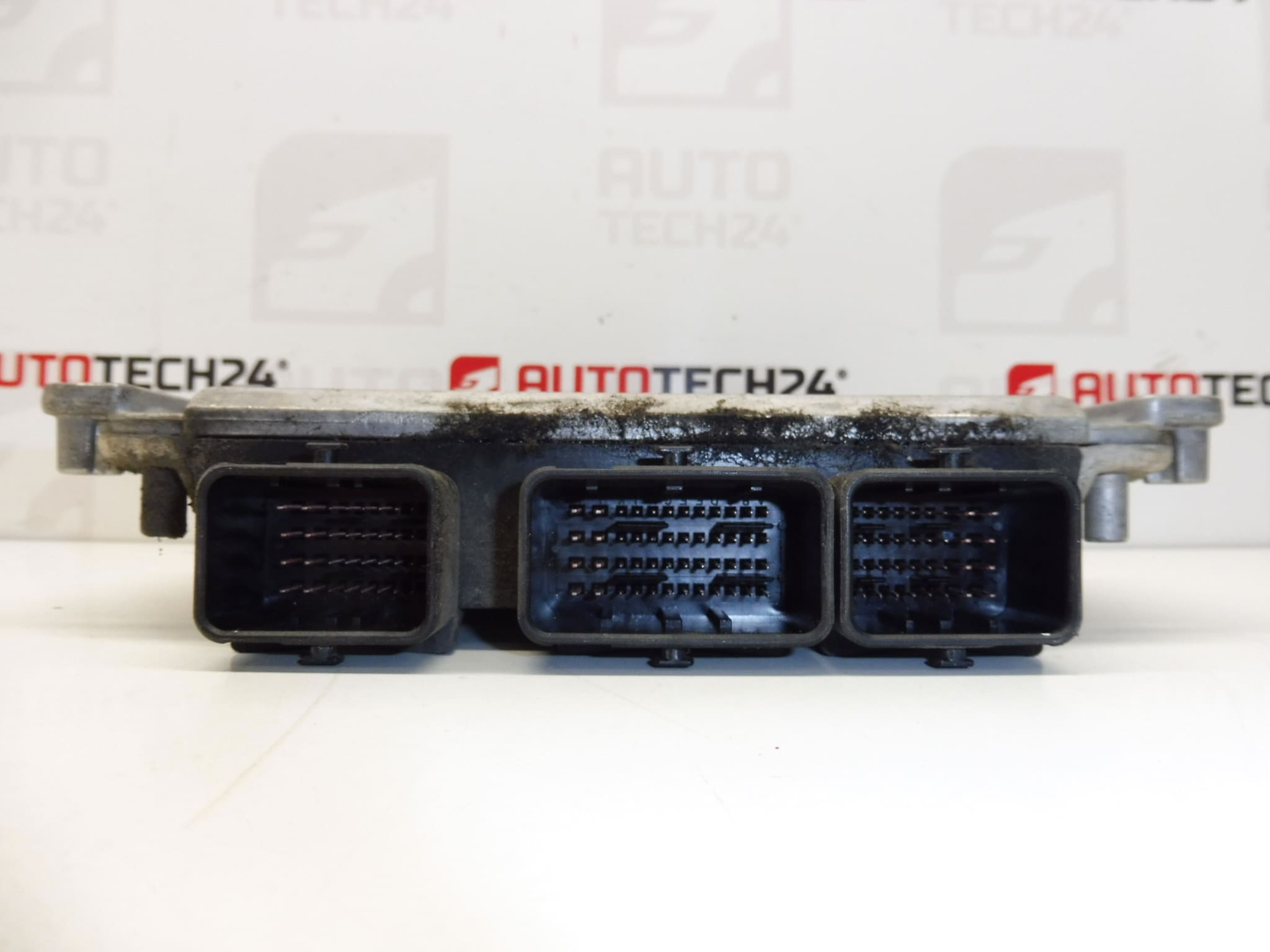 ECU Bosch EDC15C2 2.2 HDI 0281011779 9659520280 – Obrázok 2