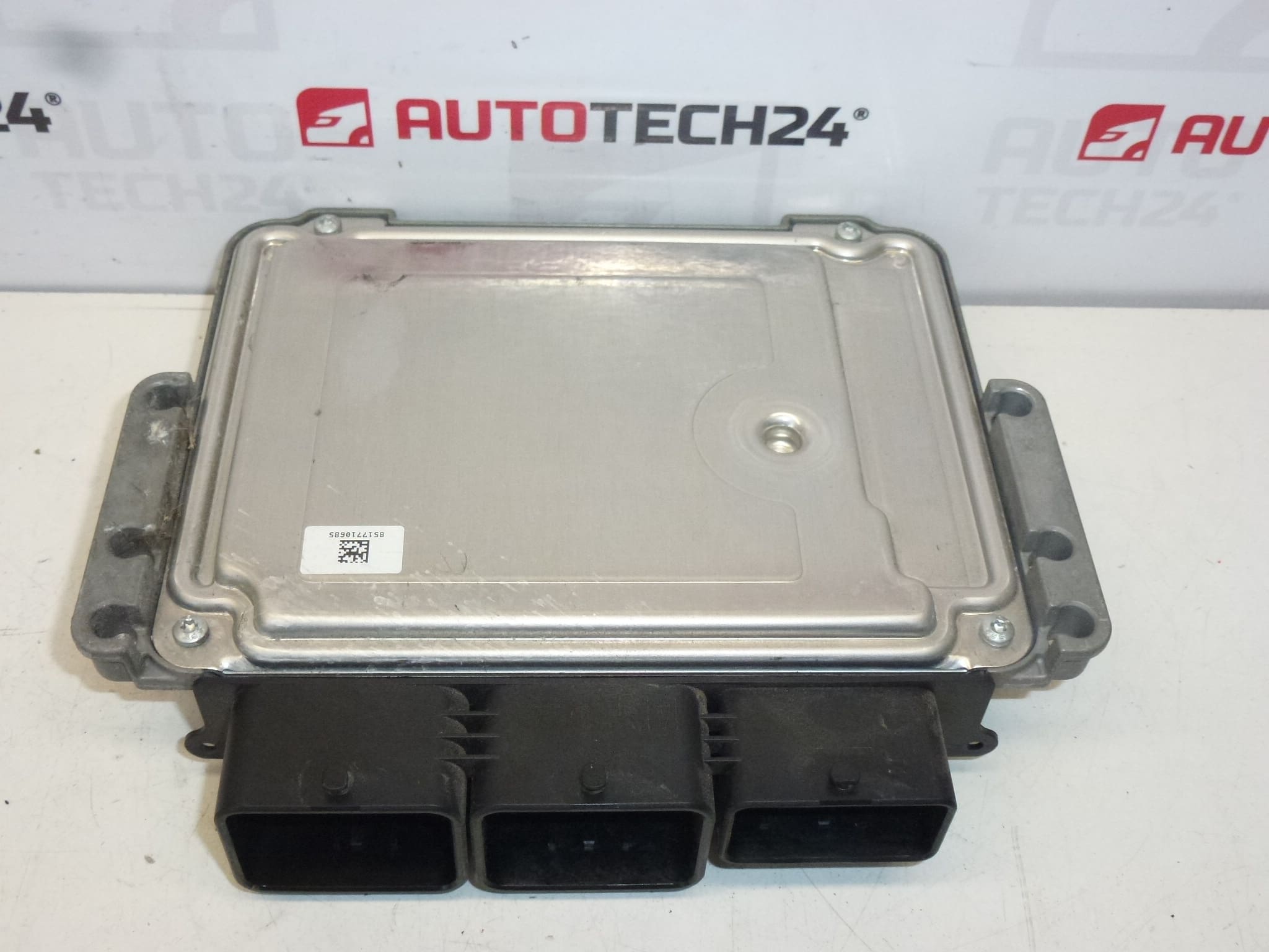 Riadiaca jednotka ECU Bosch EDC17C10 Citroën Peugeot 0281017333 9677013180 – Obrázok 2