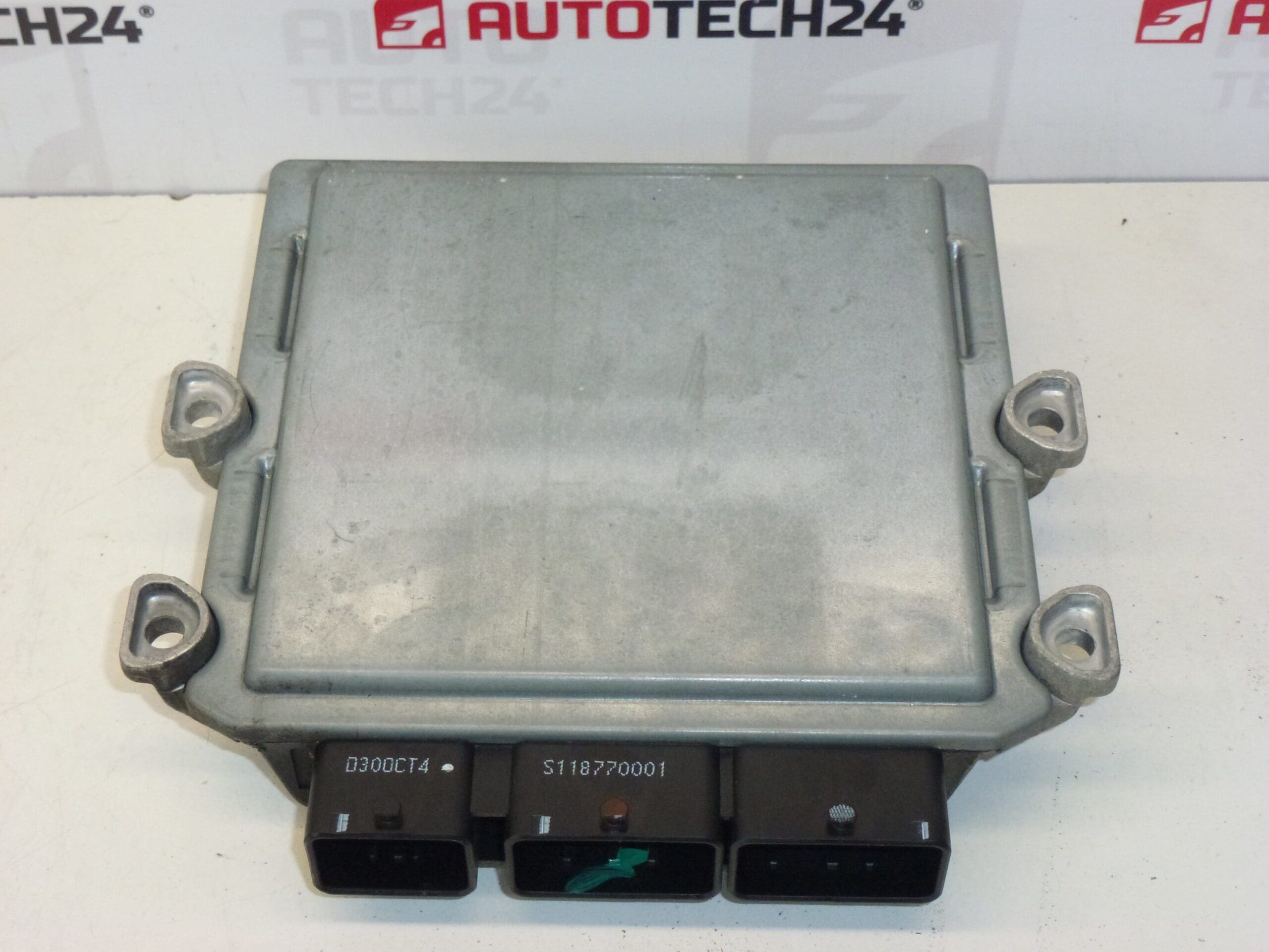 ECU Siemens VDO SID803 5ws40029O-T – Obrázok 2