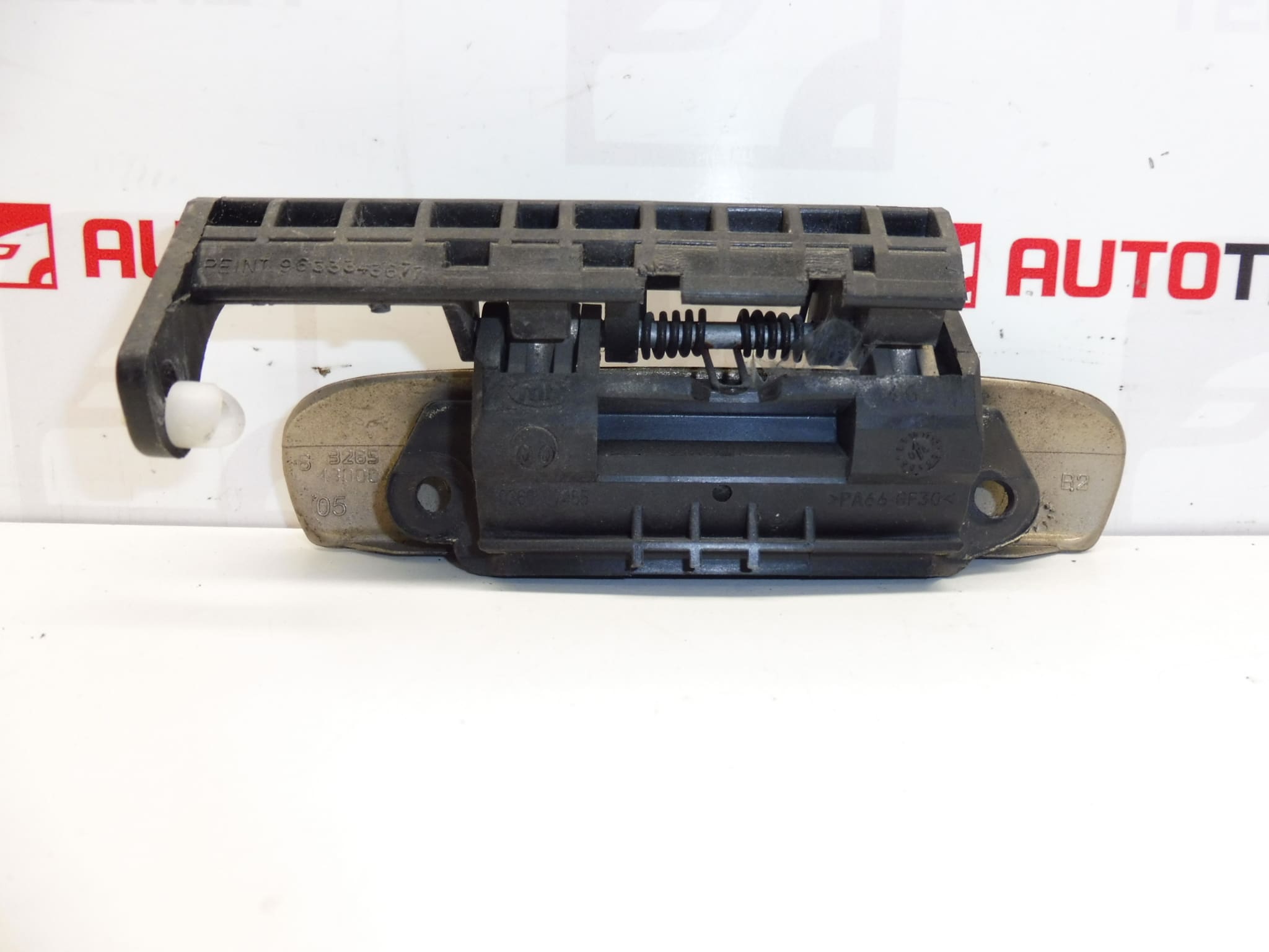 Klika ľavých dverí Citroën Xsara Picasso KDDC 9101R8 – Obrázok 2