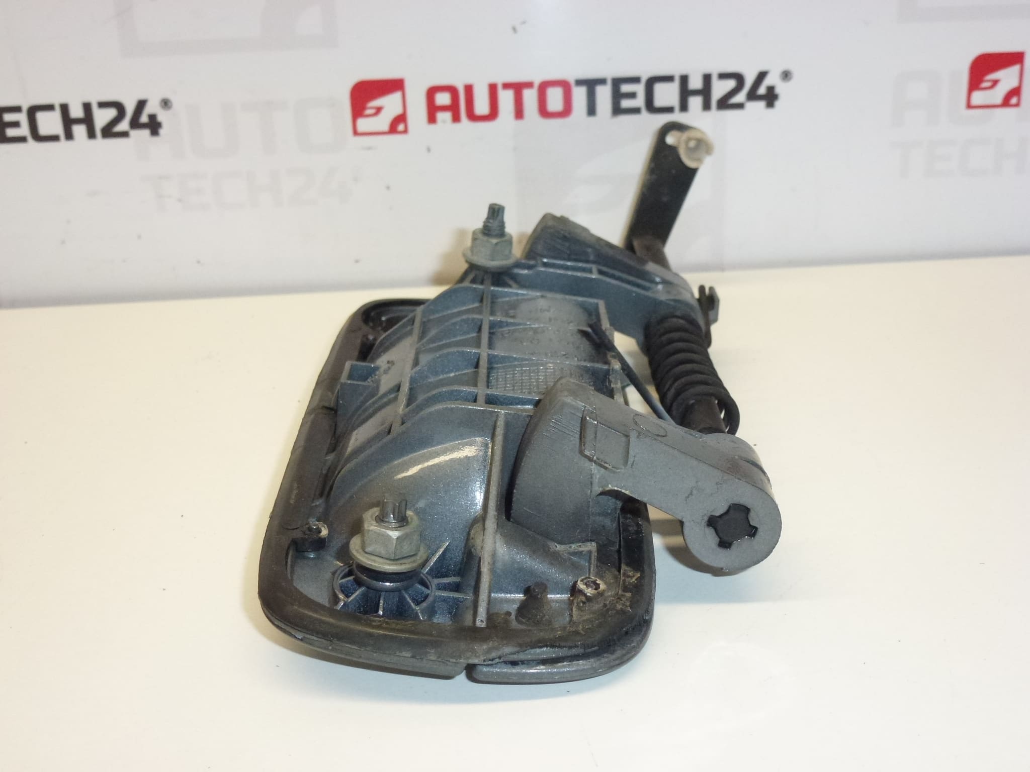 Klika ľavých predných dverí Peugeot ETHC 9101H2 – Obrázok 2
