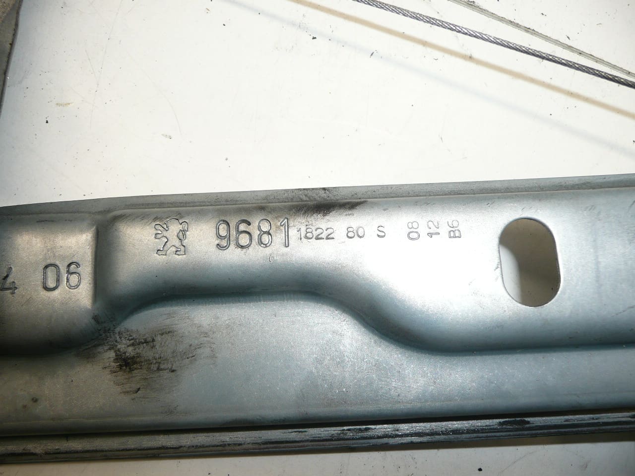 Mechanizmus sťahovania PP okna Peugeot 207 9681182280 9222W9 – Obrázok 2