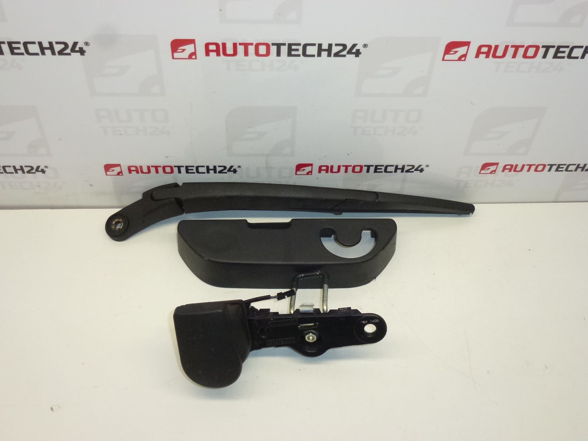 Mechanizmus zadného stierača Peugeot 407 SW 9651000780 6405Z1