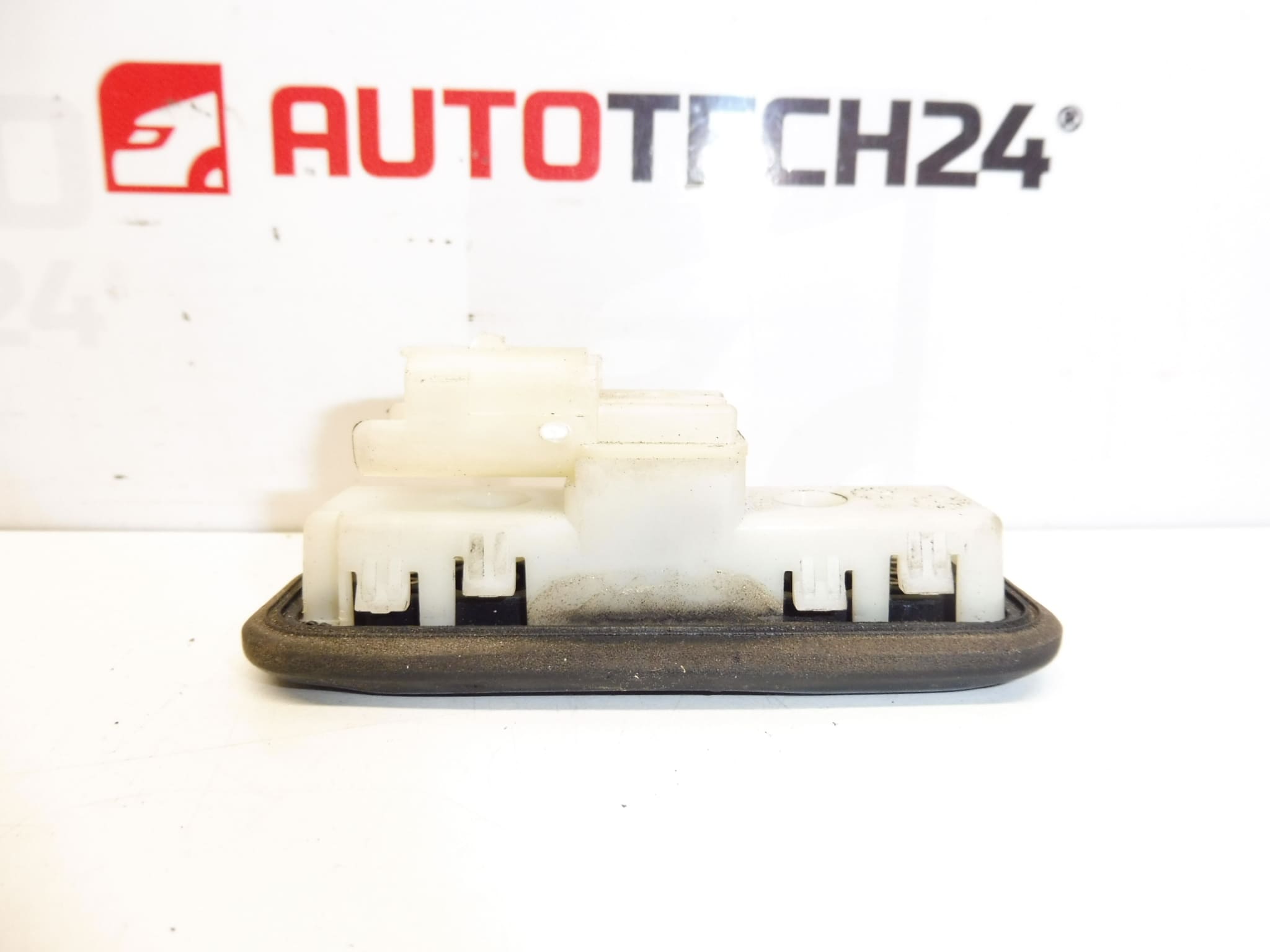 Ovládač otvárania zadného veka Citroën Peugeot 6490R3 – Obrázok 2