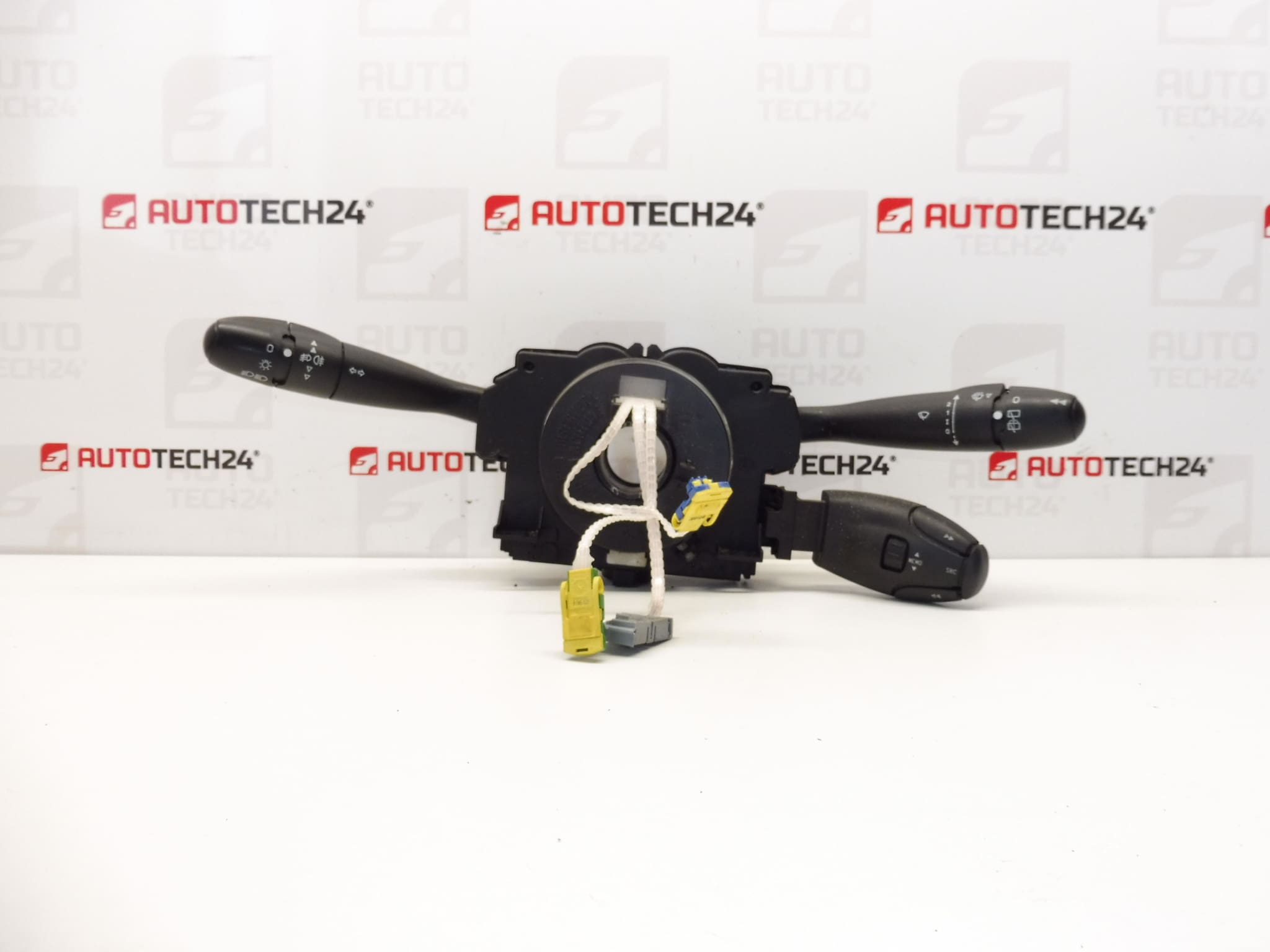 Ovládače páčky Citroën Peugeot 96574711XT 6242G1