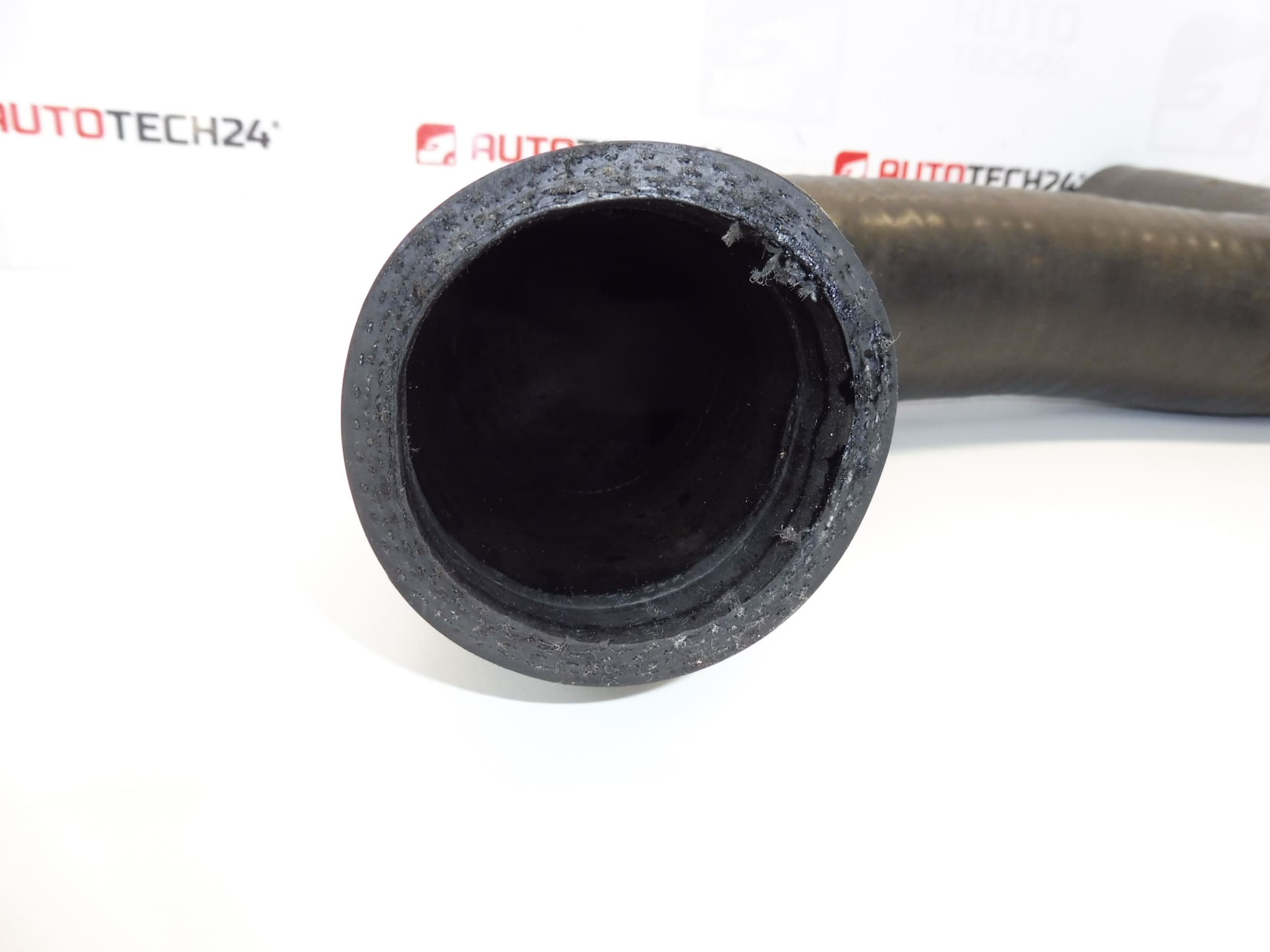 Pripojenie vzduchu intercooler Citroën Peugeot 2.2 HDI 0382HG – Obrázok 2