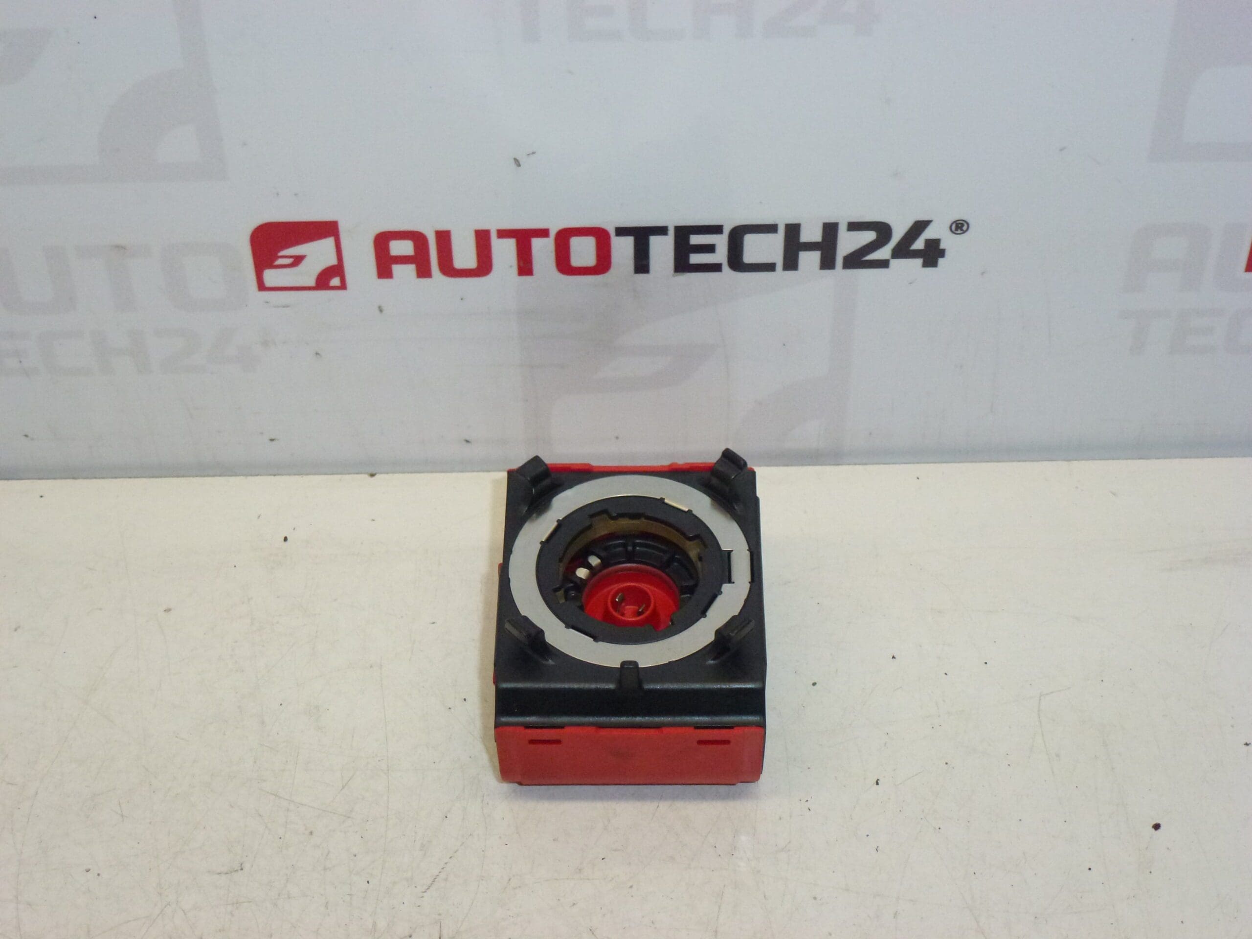 Riadiaca jednotka - zapaľovač xenónu 1307329076 6224F6