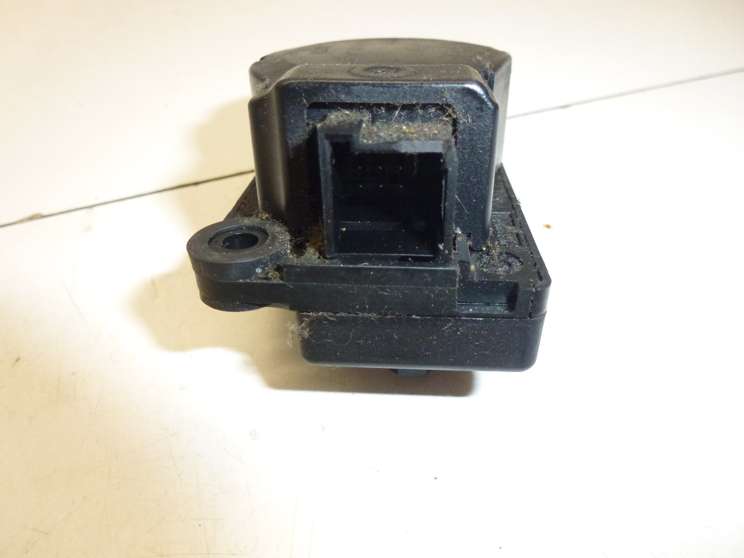 Servomotor Kúrenia BEHR Citroën EAD516 P1975001 647948 – Obrázok 2