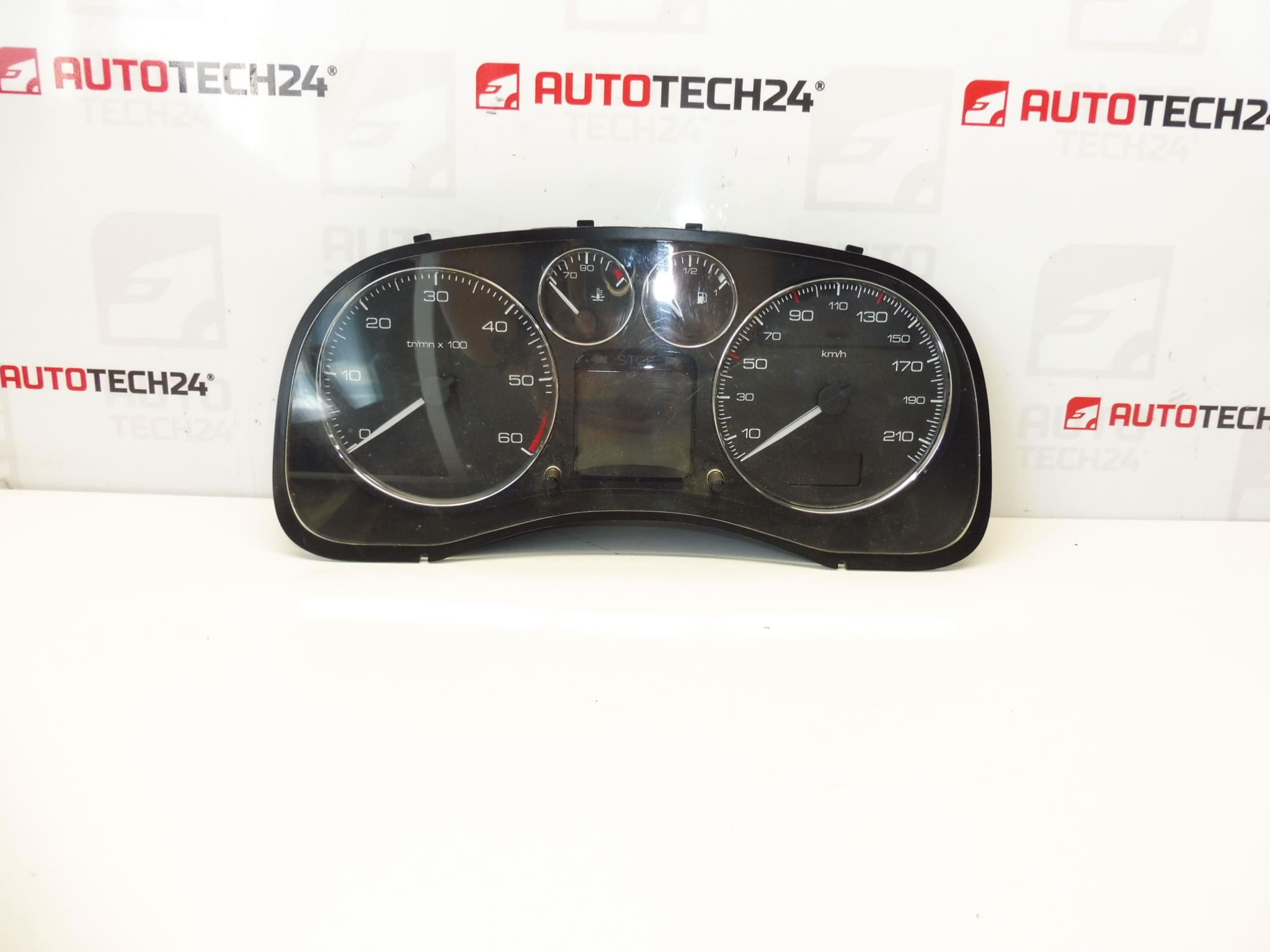 Tachometer najazdených 212725 km Peugeot 307 9654485280 6106N4