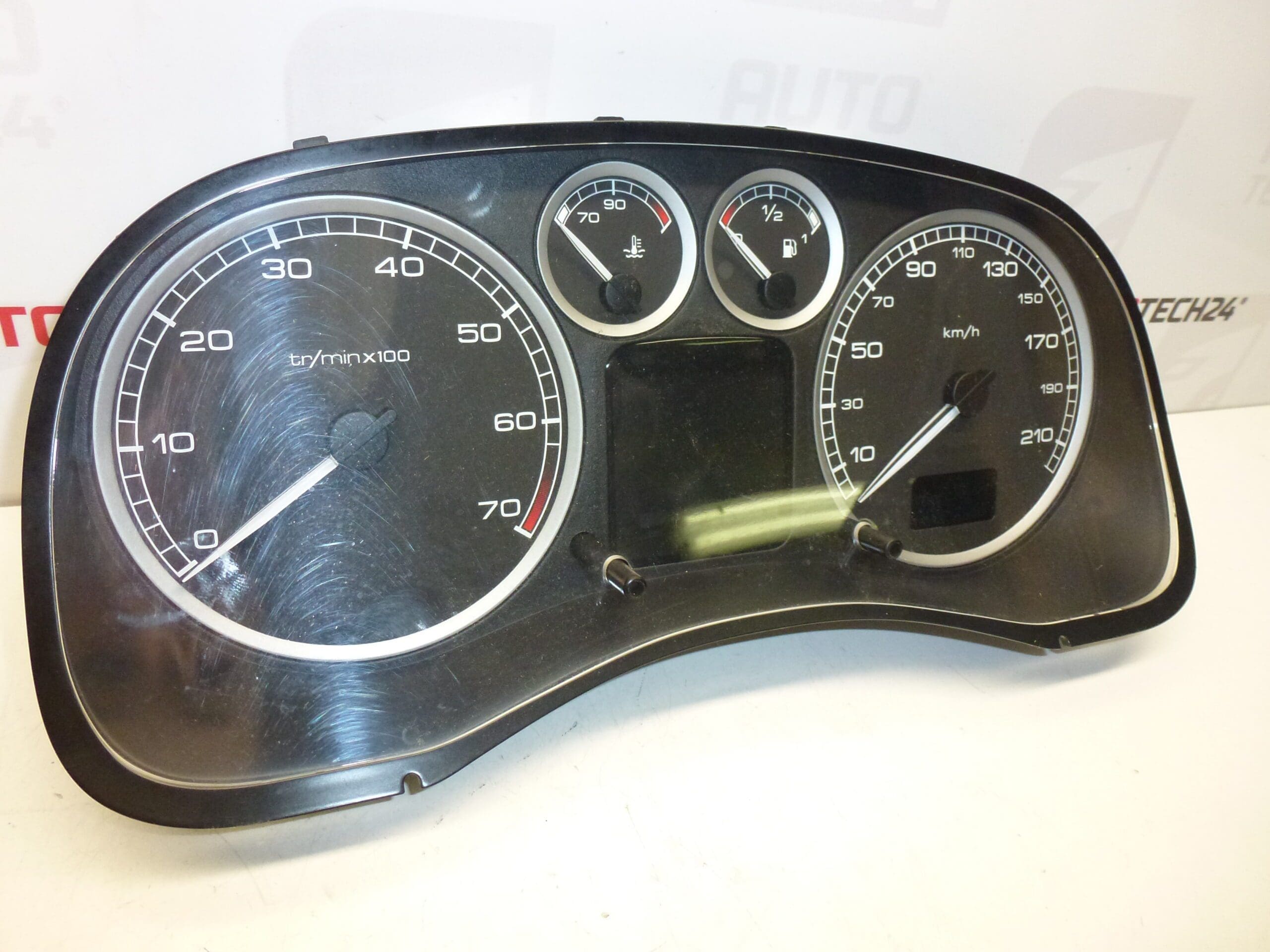Tachometer Peugeot 307 najazd 151 tisíc km 9655476380 G00 – Obrázok 2