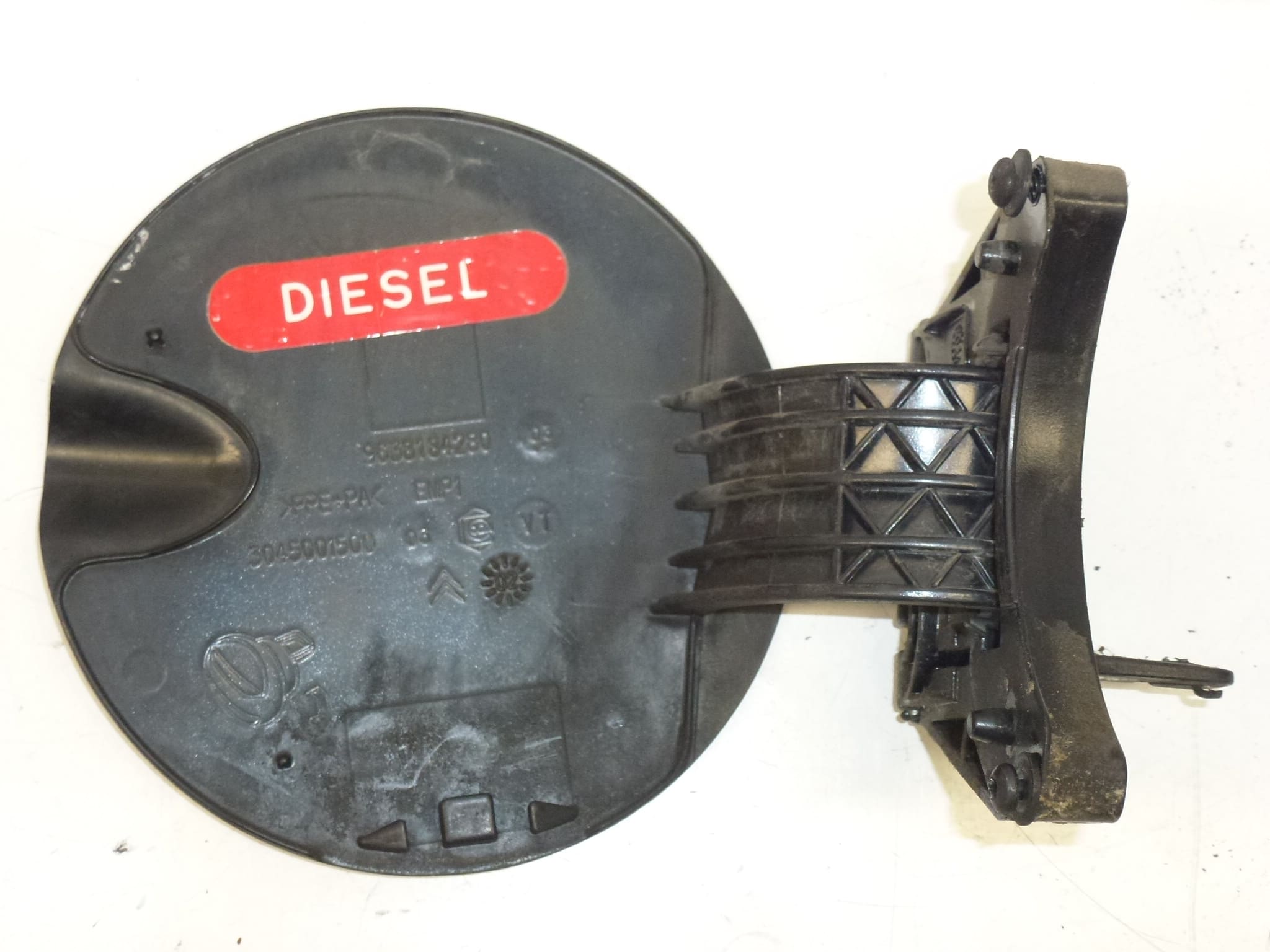 Viečko Kryt Nádrže Citroën C3 EXY 9641873480 1517A2 – Obrázok 2