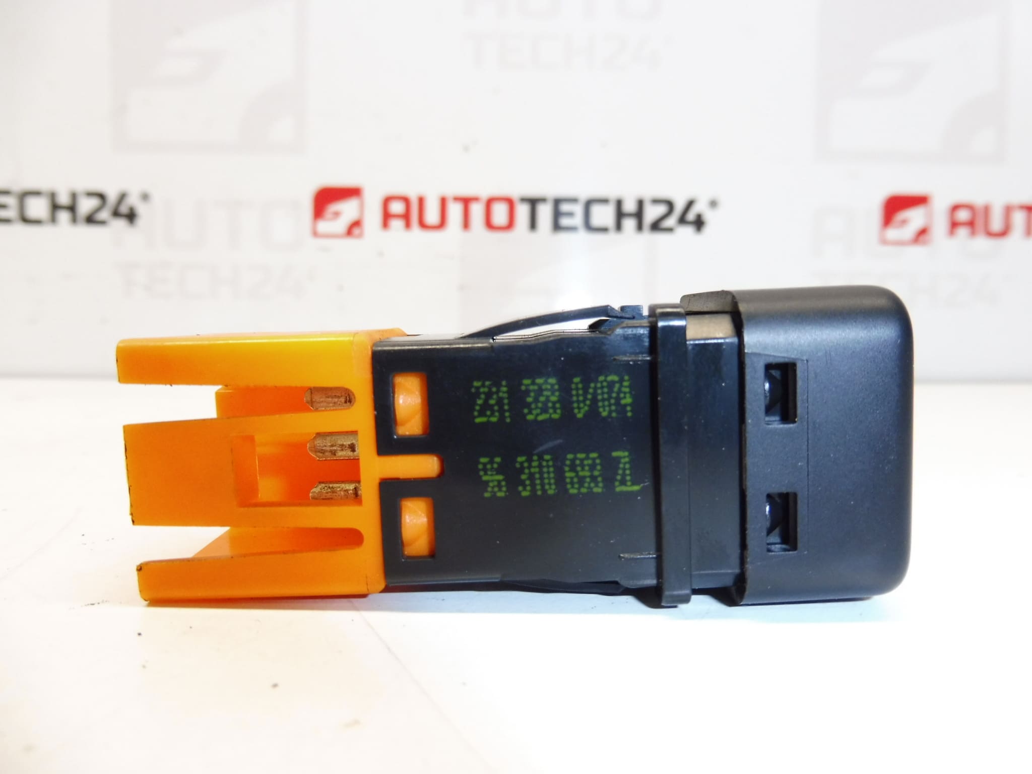 Vypínač Airbagu Spolujazdca Citroën Peugeot 96310693ZL 821663 – Obrázok 2