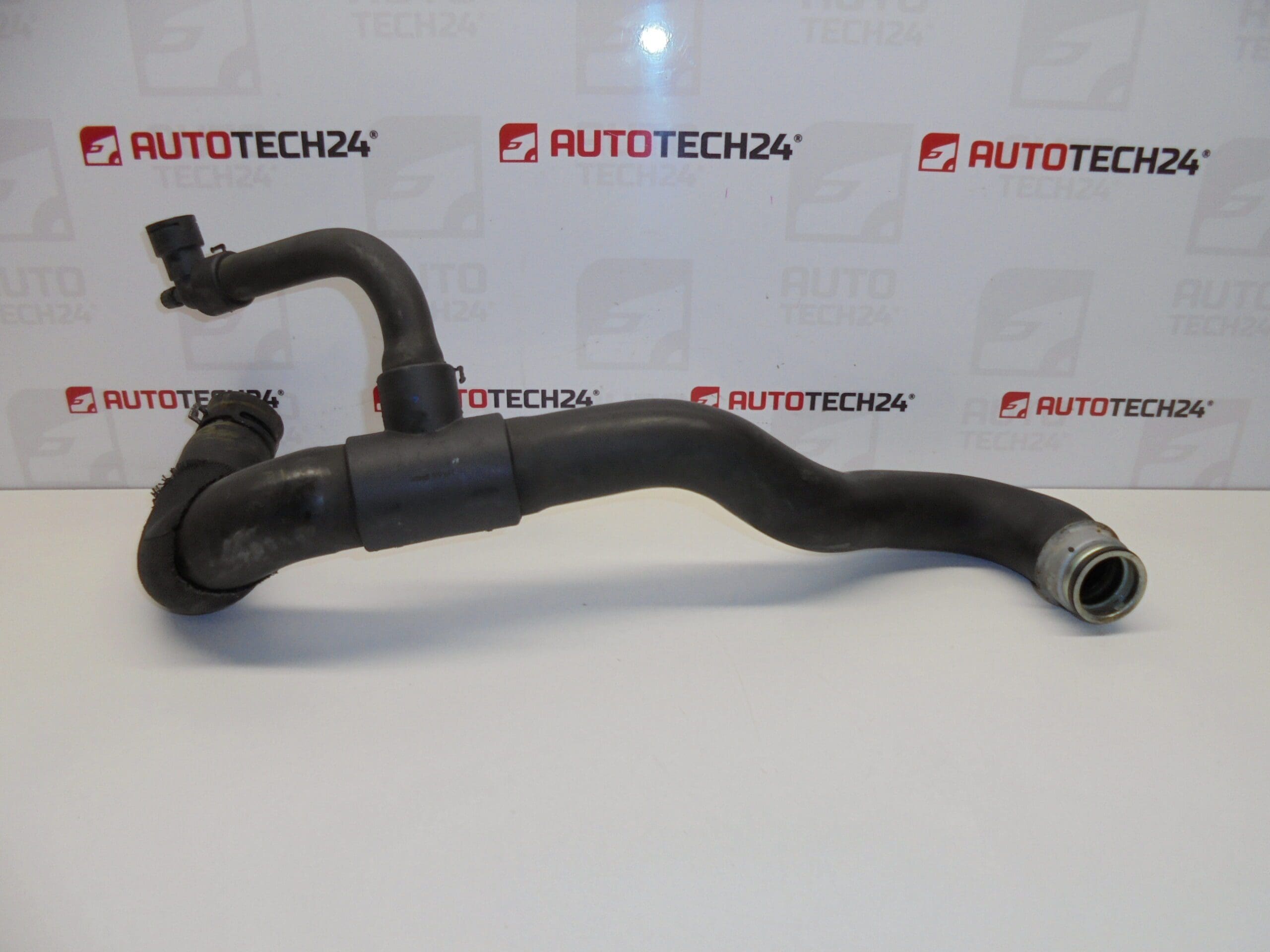 Vodná hadica Citroën Peugeot 2.0 HDI 1351GT