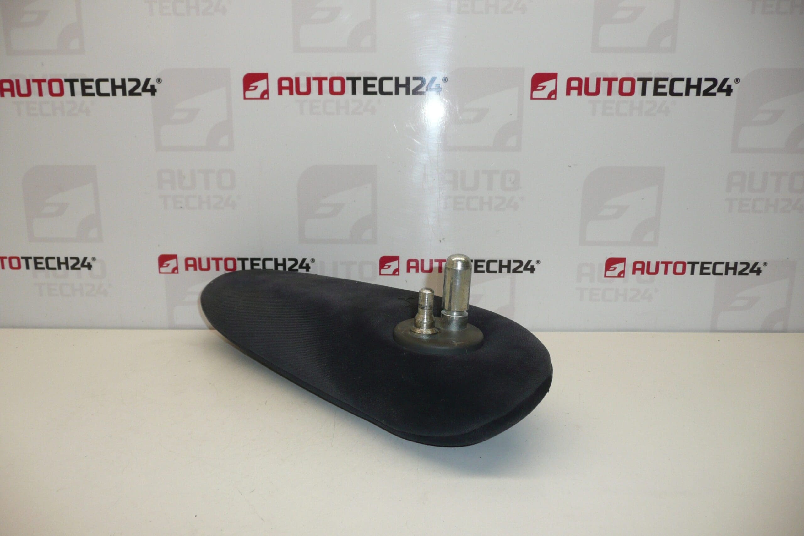 Pravá lakťová opierka Citroën Peugeot 8830H2