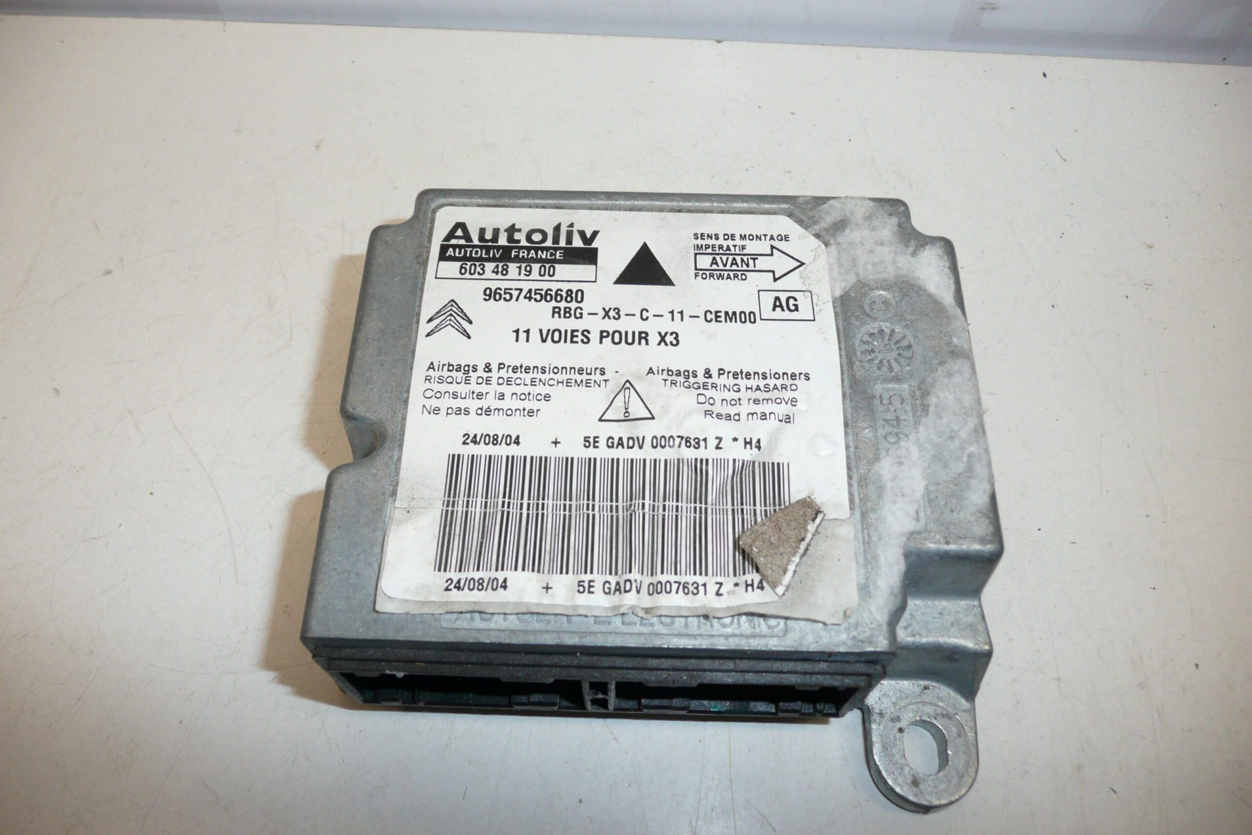 Aktivovaná jednotka airbagov Citroën C5 II 9657456680