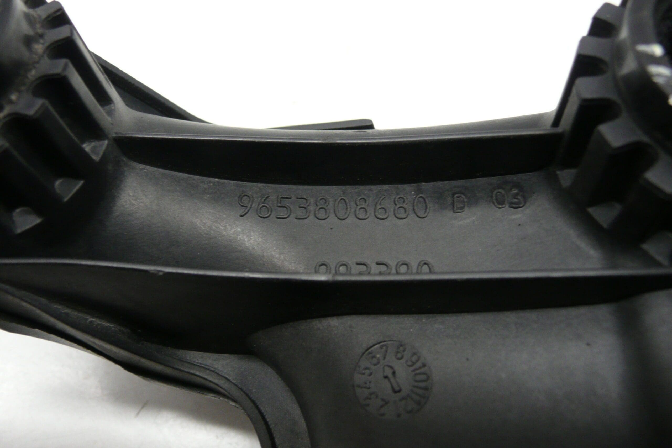 Satie vzduchu 1.6 HDI Citroën Peugeot 9653808680 9684941780 0361N3