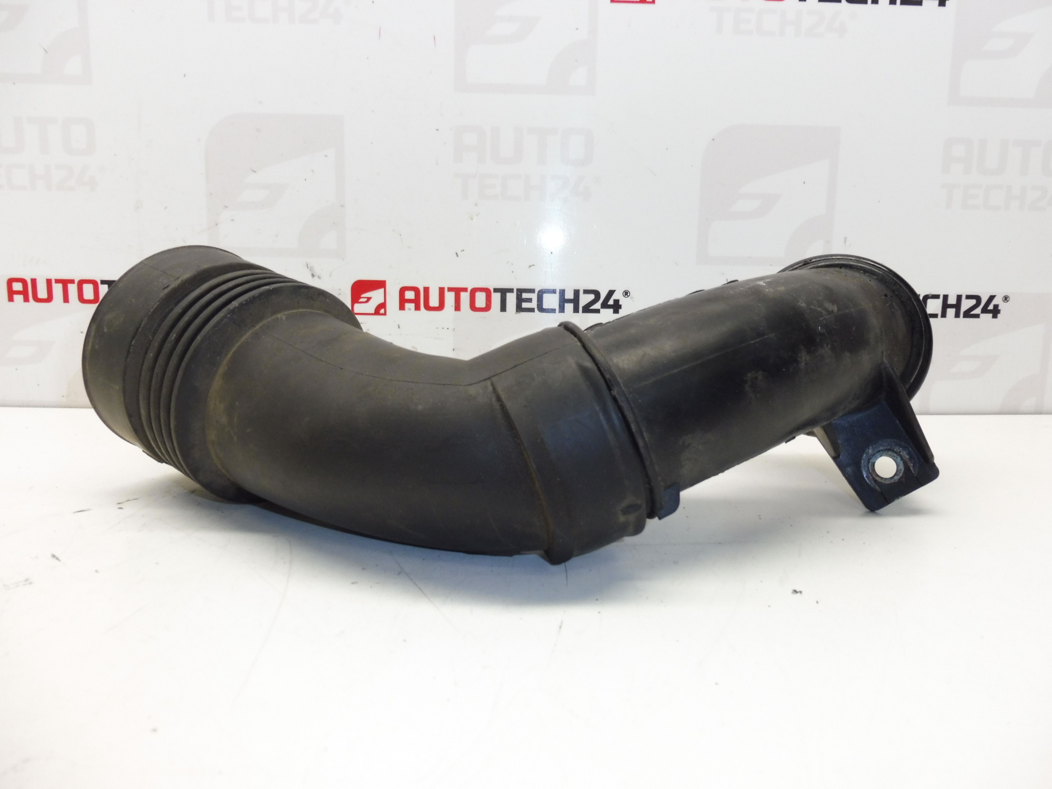 Rúrka sania turba 1.6 e-HDI Citroën Peugeot 9683725080 1434F7