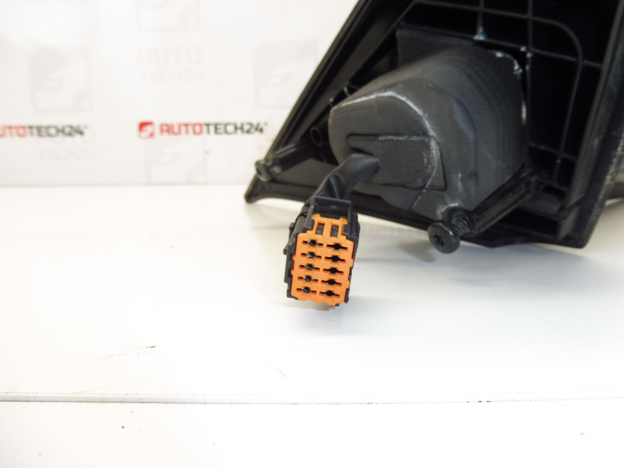 Ľavé zrkadlo Citroën Xsara KPUC 8148GJ