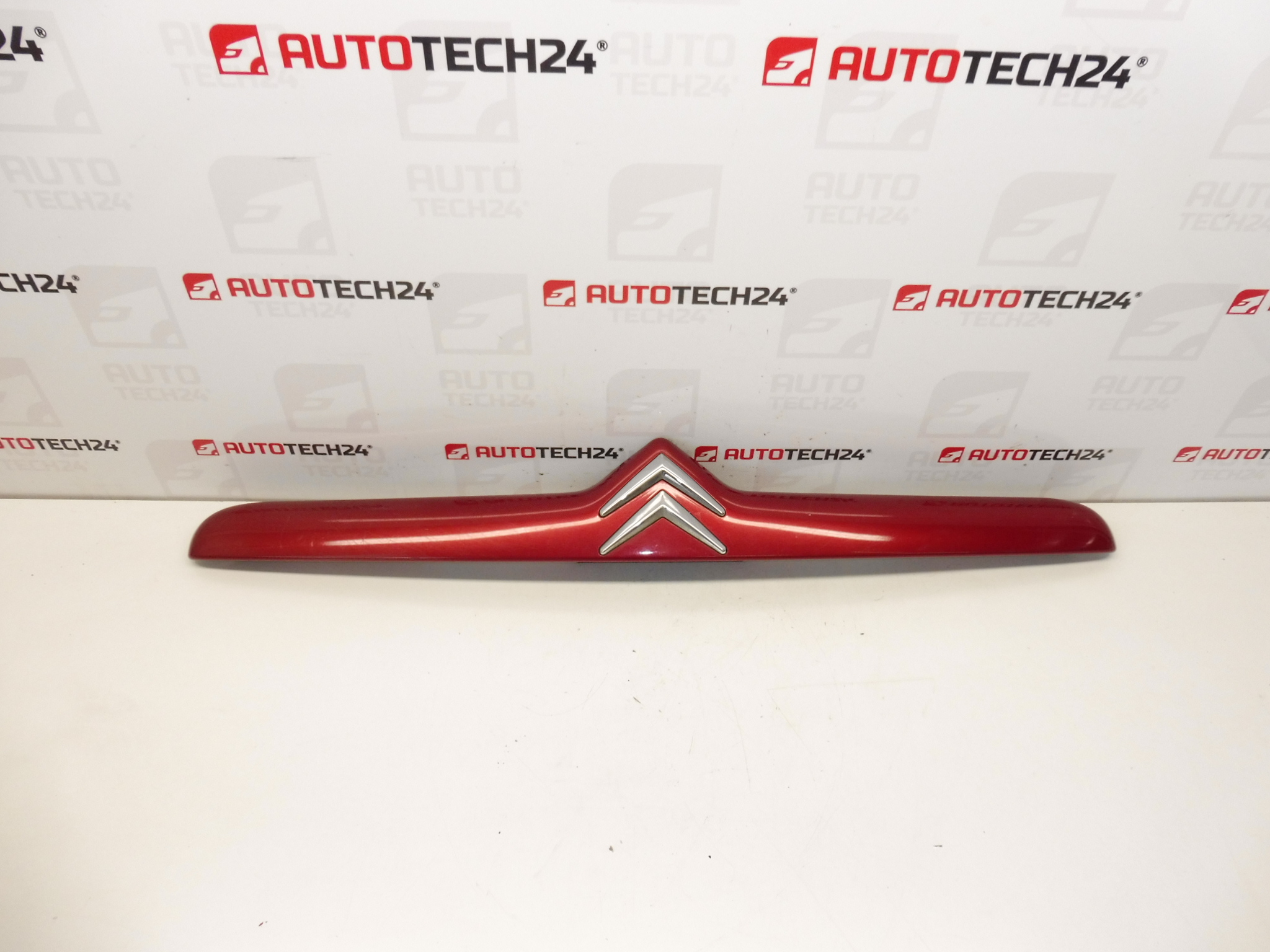 Madlo zadného veka Citroën Xsara II hatchback EKQD 9636077077