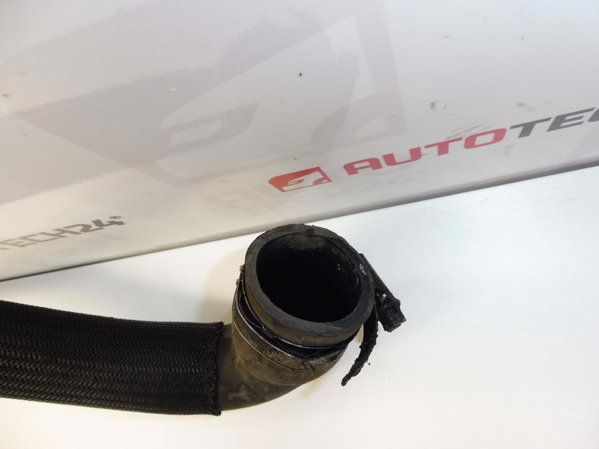 Vodná hadica Citroën Peugeot 1.6 HDI 1351RE