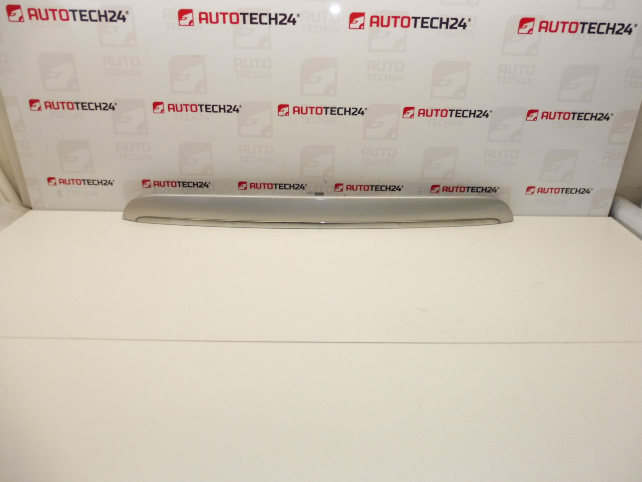 Madlo Citroën Xsara Picasso EZRC 9657477777 8742K8