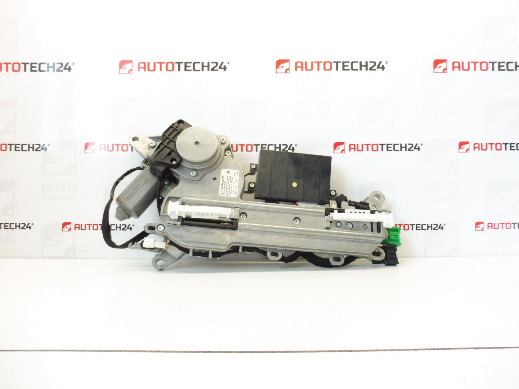 Motor zatvárania zadného veka Citroën C5 X7 9687913180 8731S4