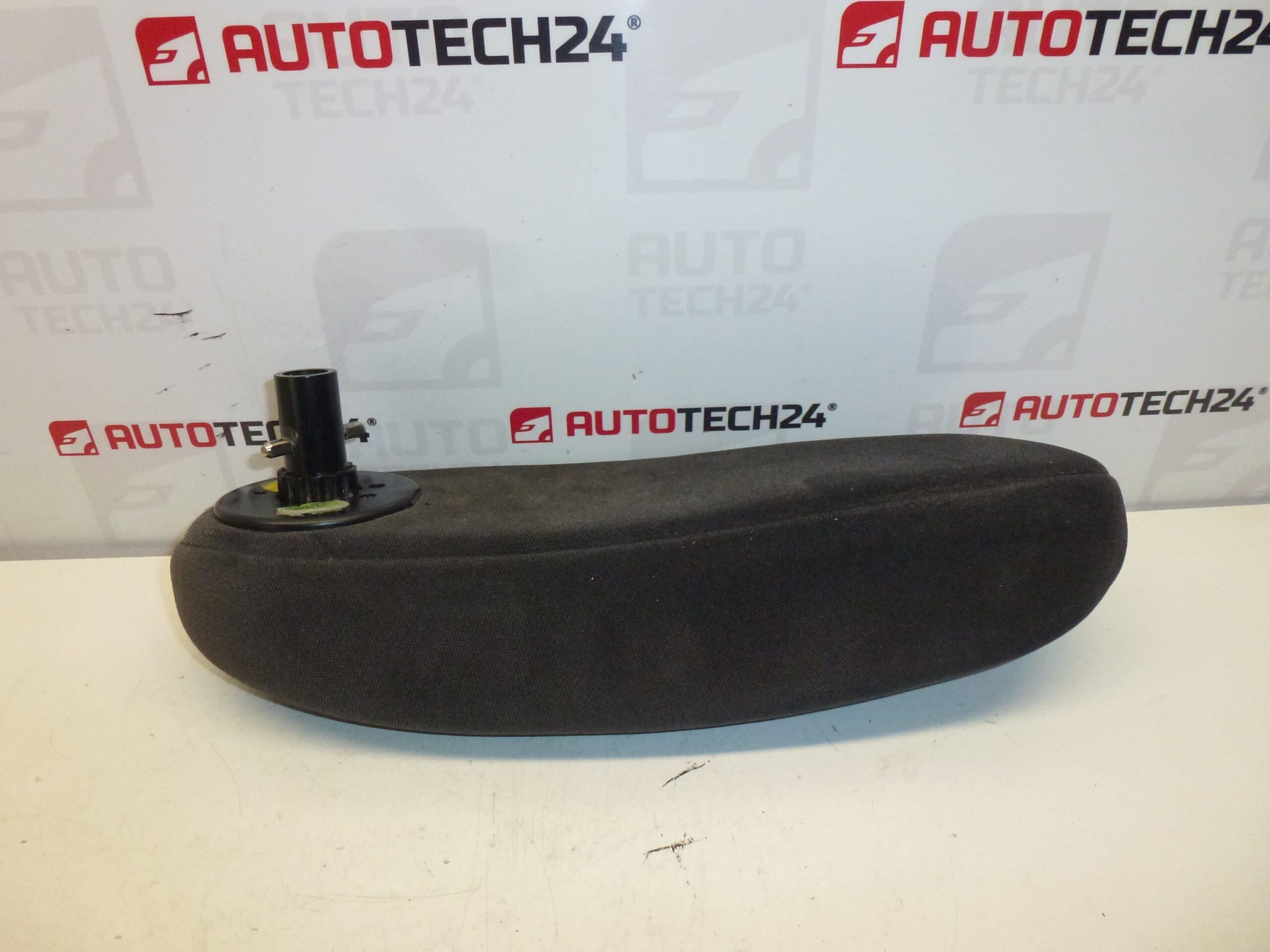 Ľavá lakťová opierka Citroën C5 8830QQ