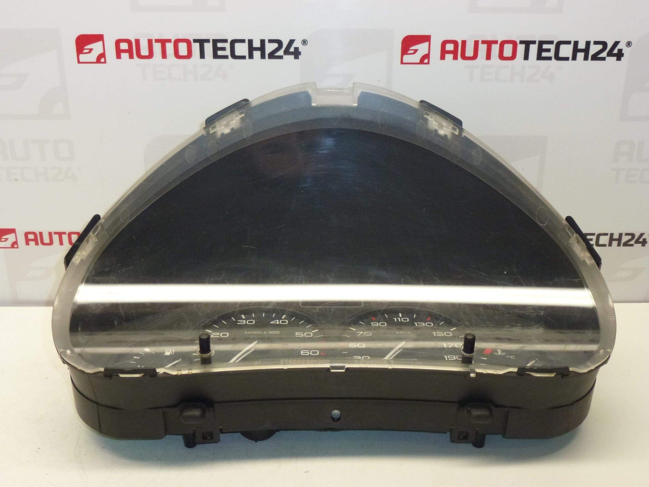 Tachometer Citroën Peugeot najazdené 201000 km 9662745180 6105V7