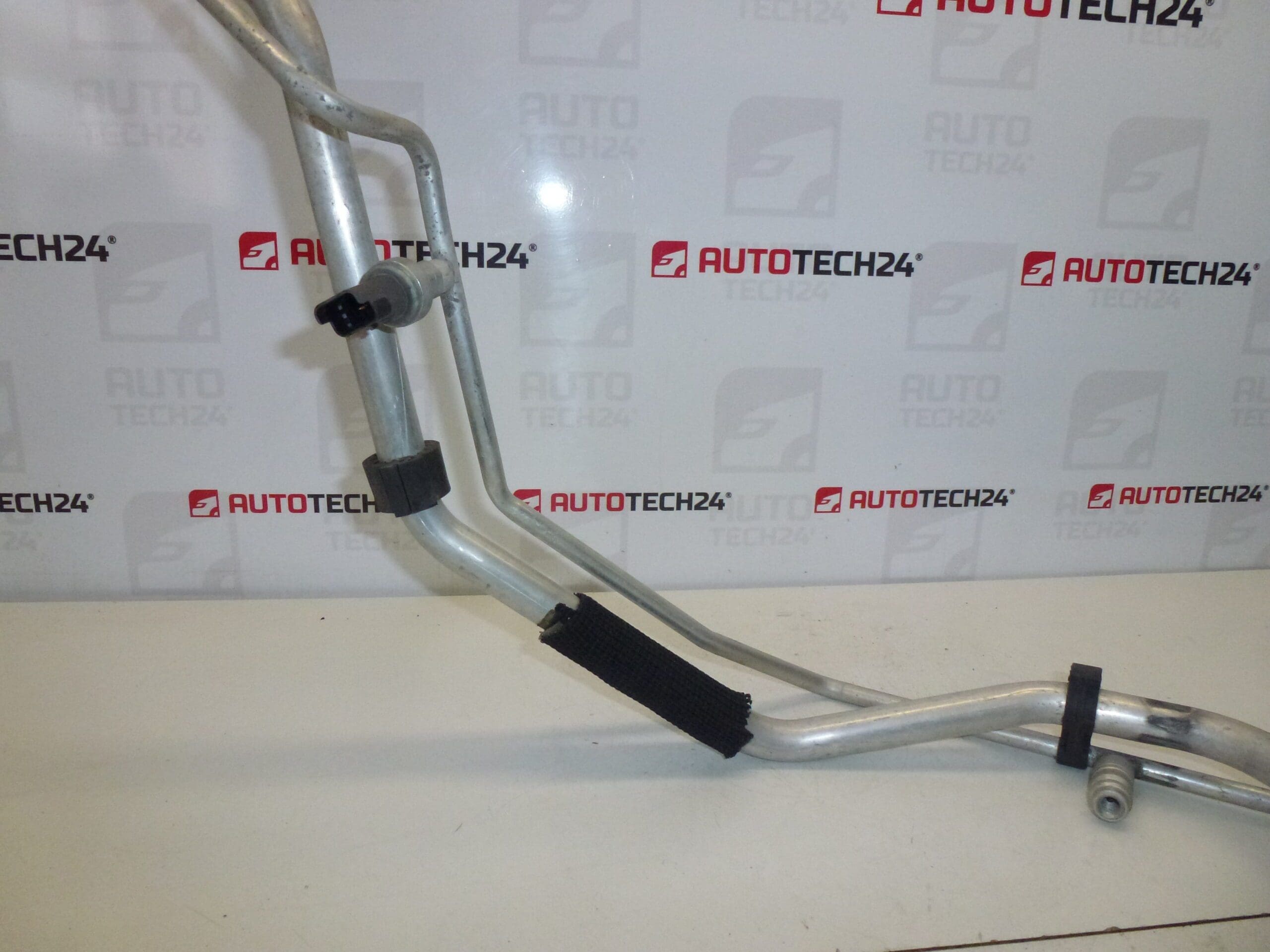 Klíma rúrky Citroën Peugeot 9658201280 647741