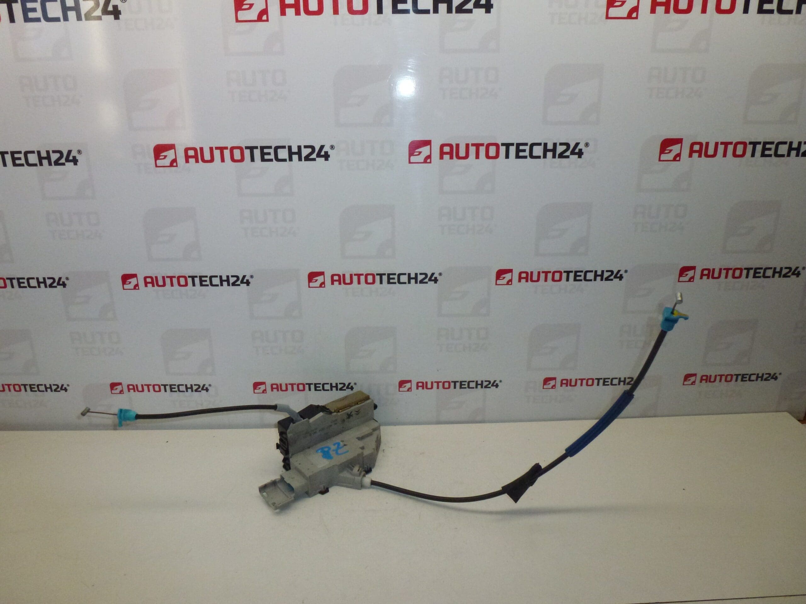 Zámok pravých zadných dverí Citroën C4 5 dverí 9660700480 9138T6