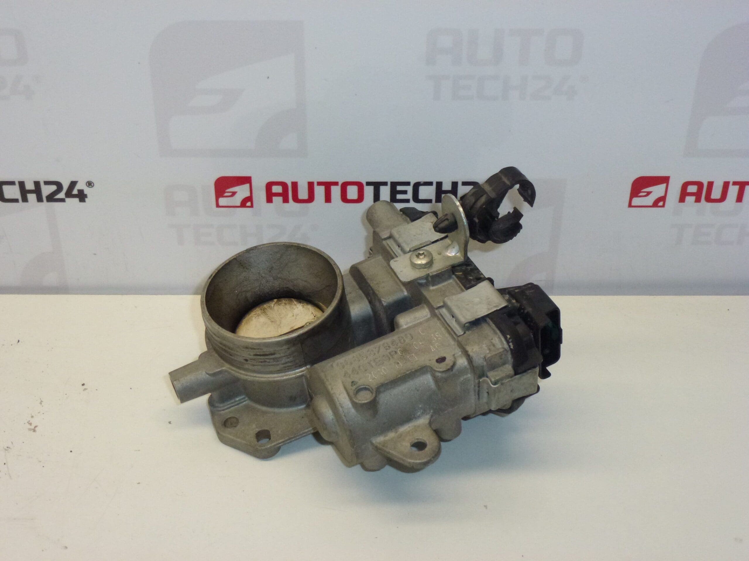 Škrtiaca klapka Citroën Peugeot 1.4 9685879480 163667