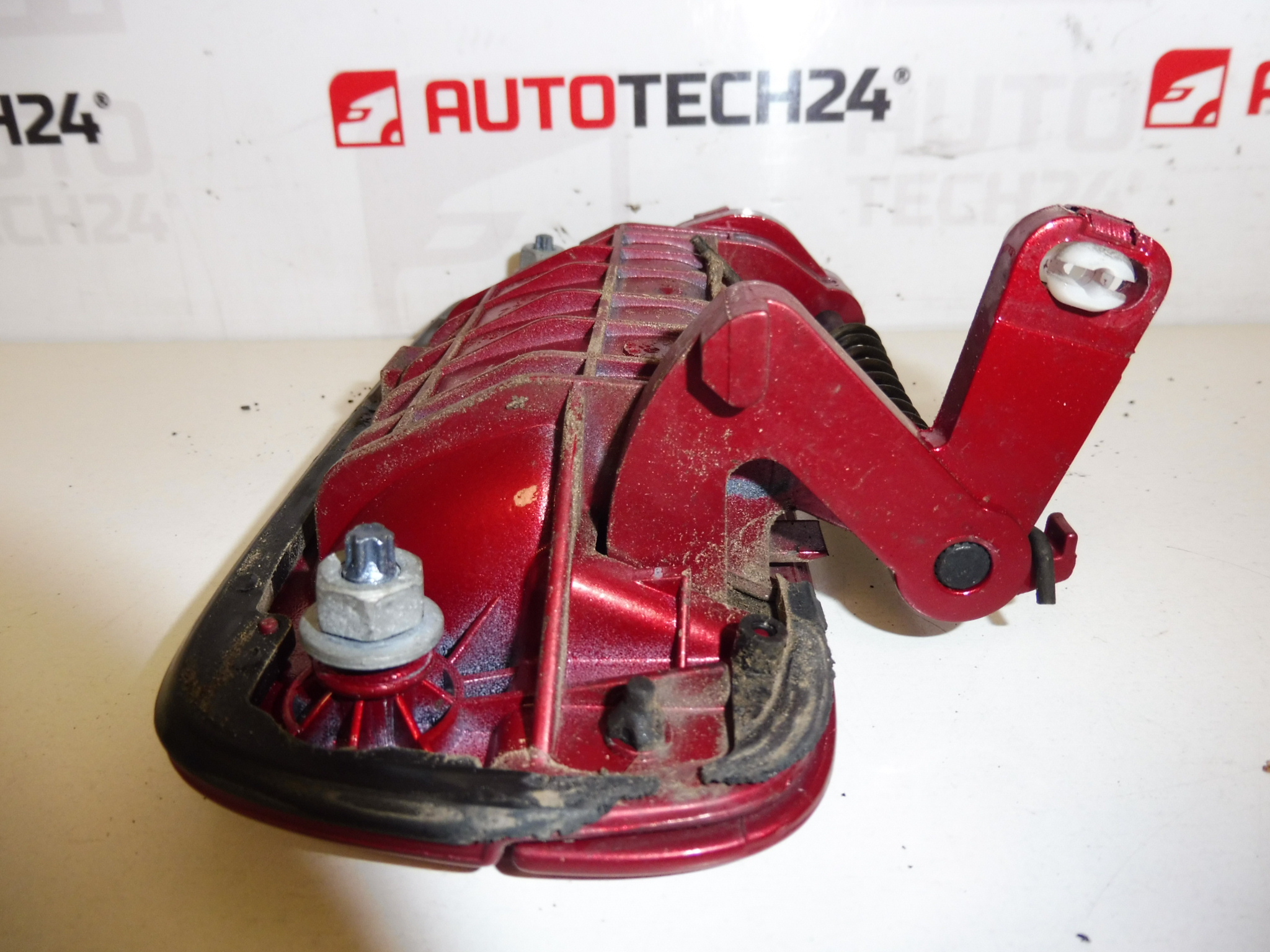 Kľučka ľavých zadných dverí Peugeot EKQD 9101H4 9621859477