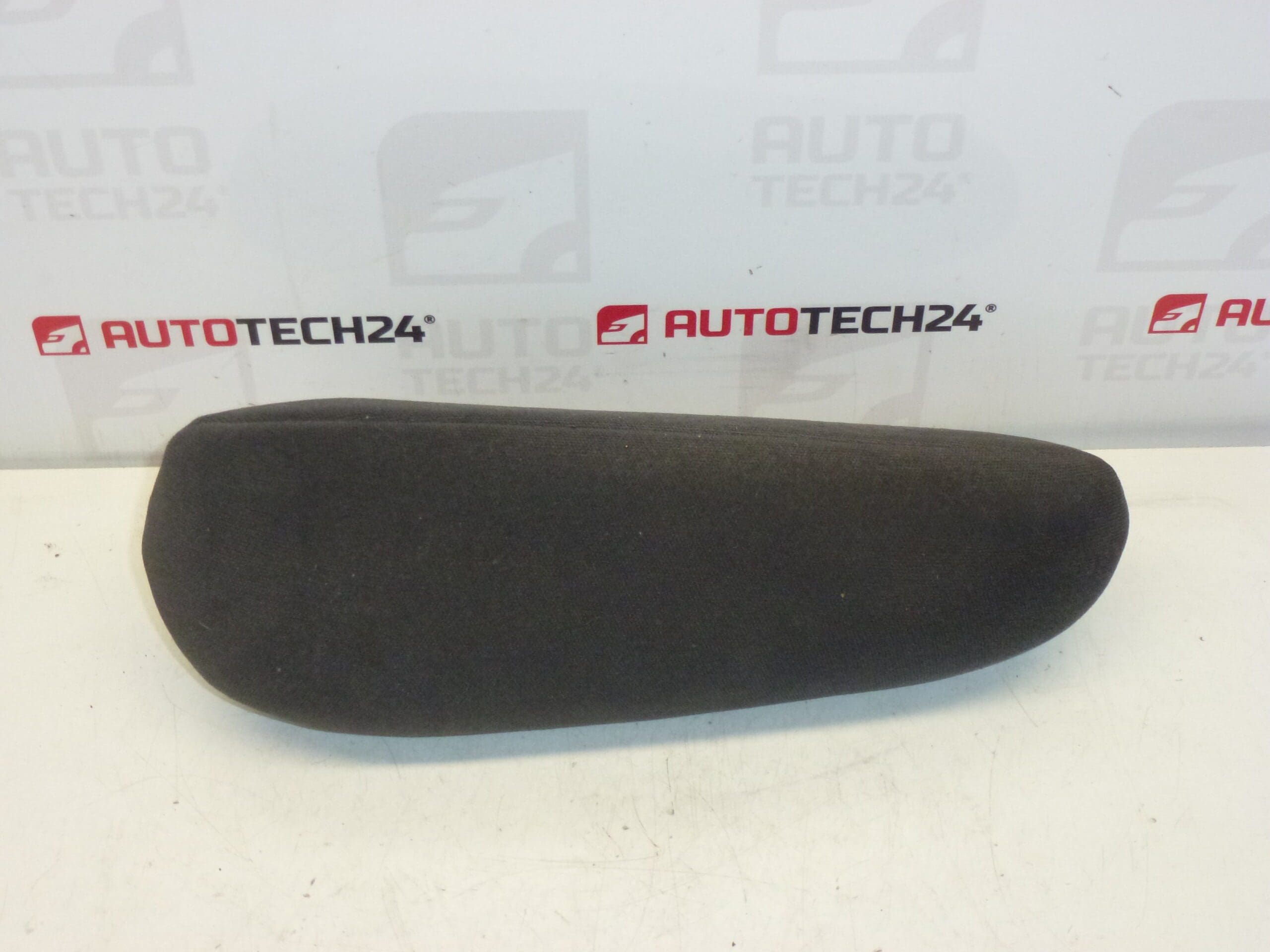 Ľavá lakťová opierka Citroën Peugeot 8830X8