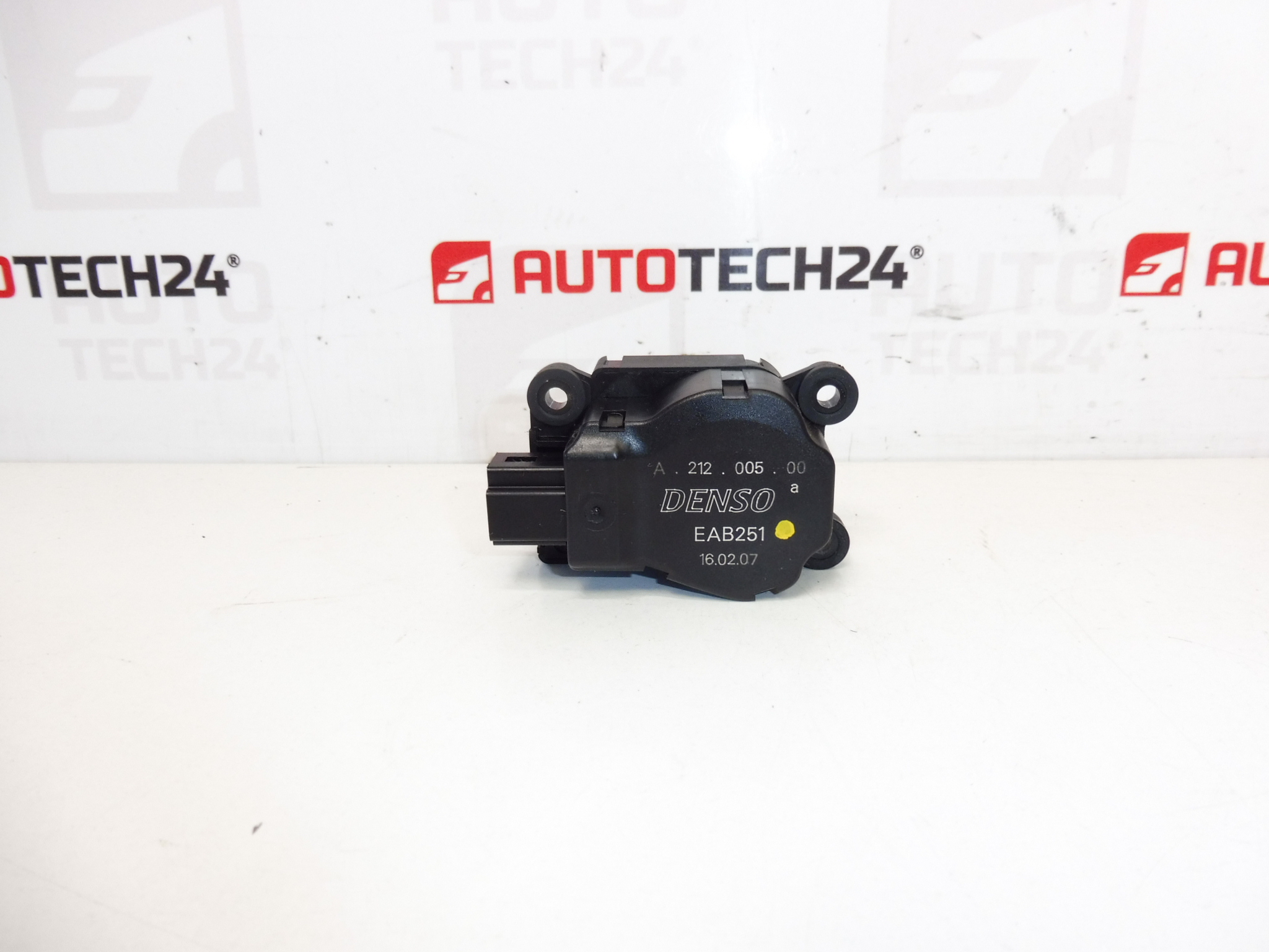 Servo kúrenie Denso EAB251 6447WZ