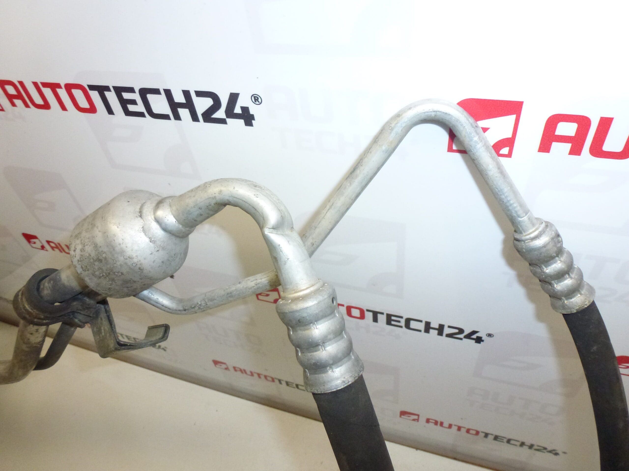 Klíma rúrka Citroën Peugeot 9644725580 6460CX poškodená funkčná