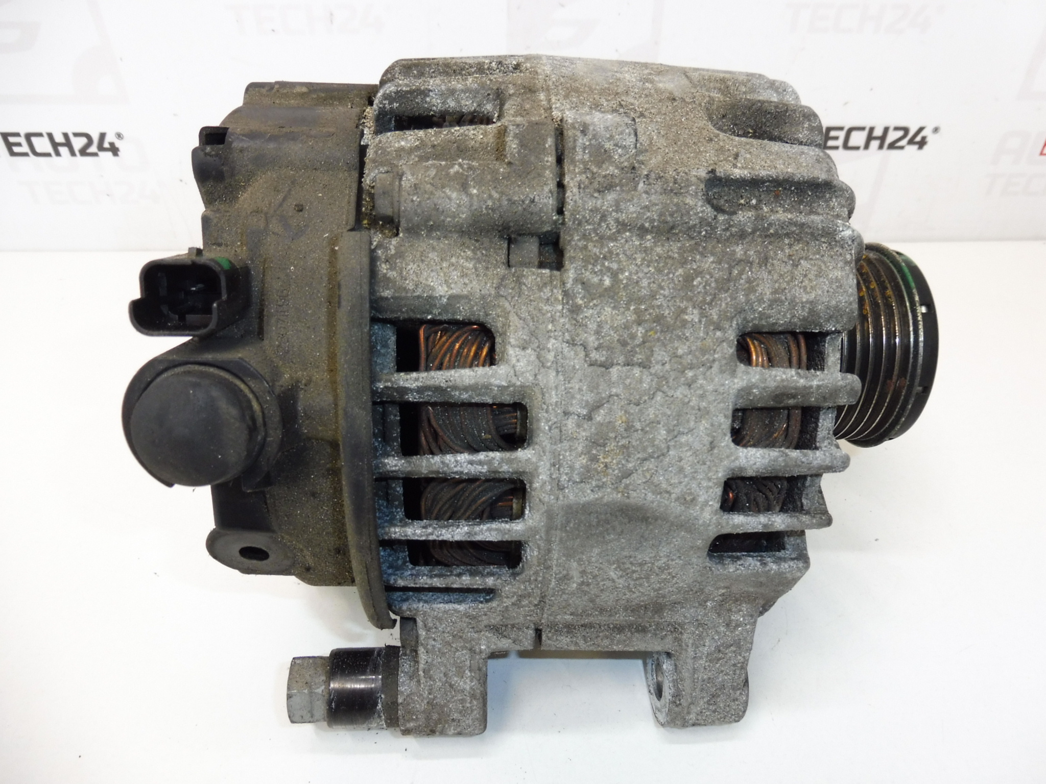 Alternátor Valeo CL15 Citroën Peugeot 1.6 e-HDI 9678048880 5705KV
