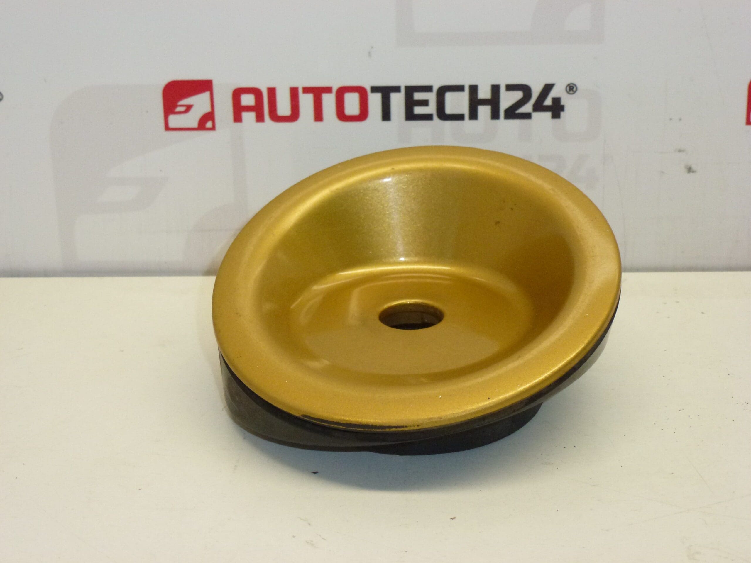 Viečko nádrže Citroën Berlingo Peugeot Partner 9636357777 oranž