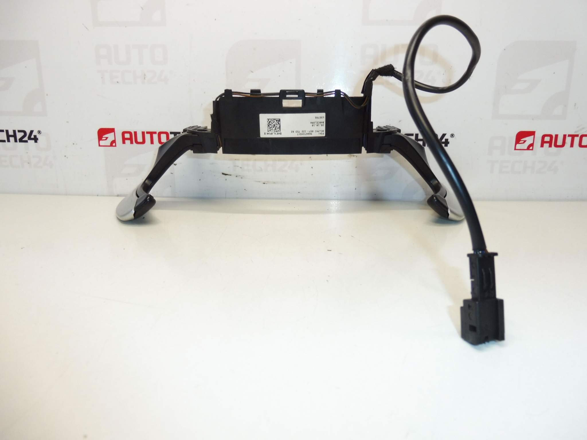 Ovládače pádla radenia Citroën Peugeot 96667245XT 624363