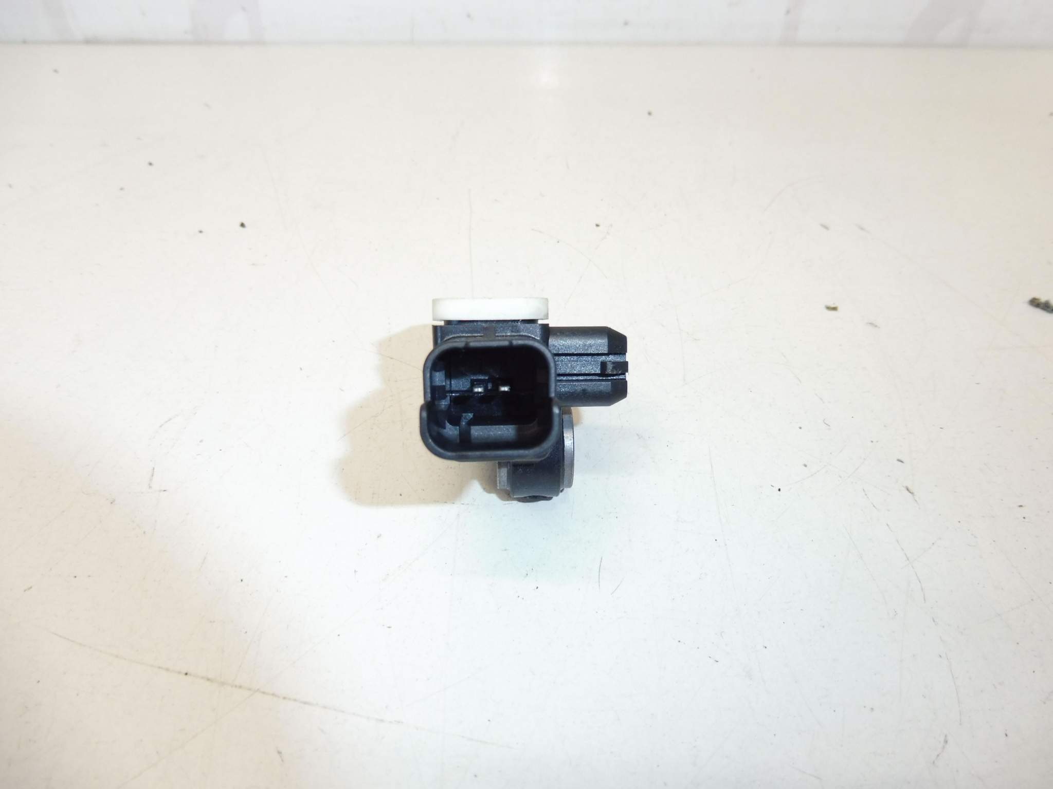 Snímač senzor bočného nárazu 9663904980 8216XR