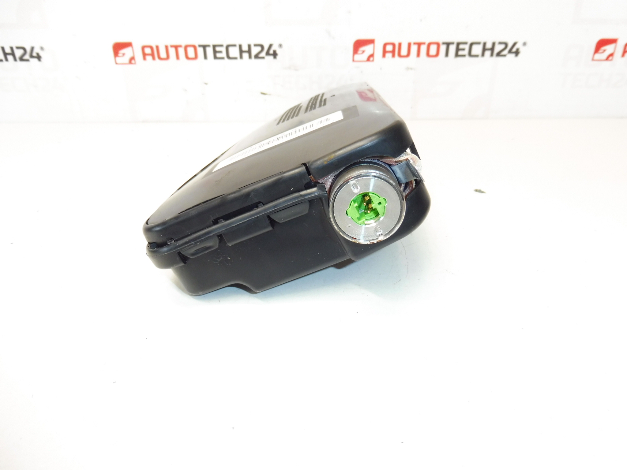 Bočný airbag ľavý Peugeot 3008 5008 9684602480 8216XW