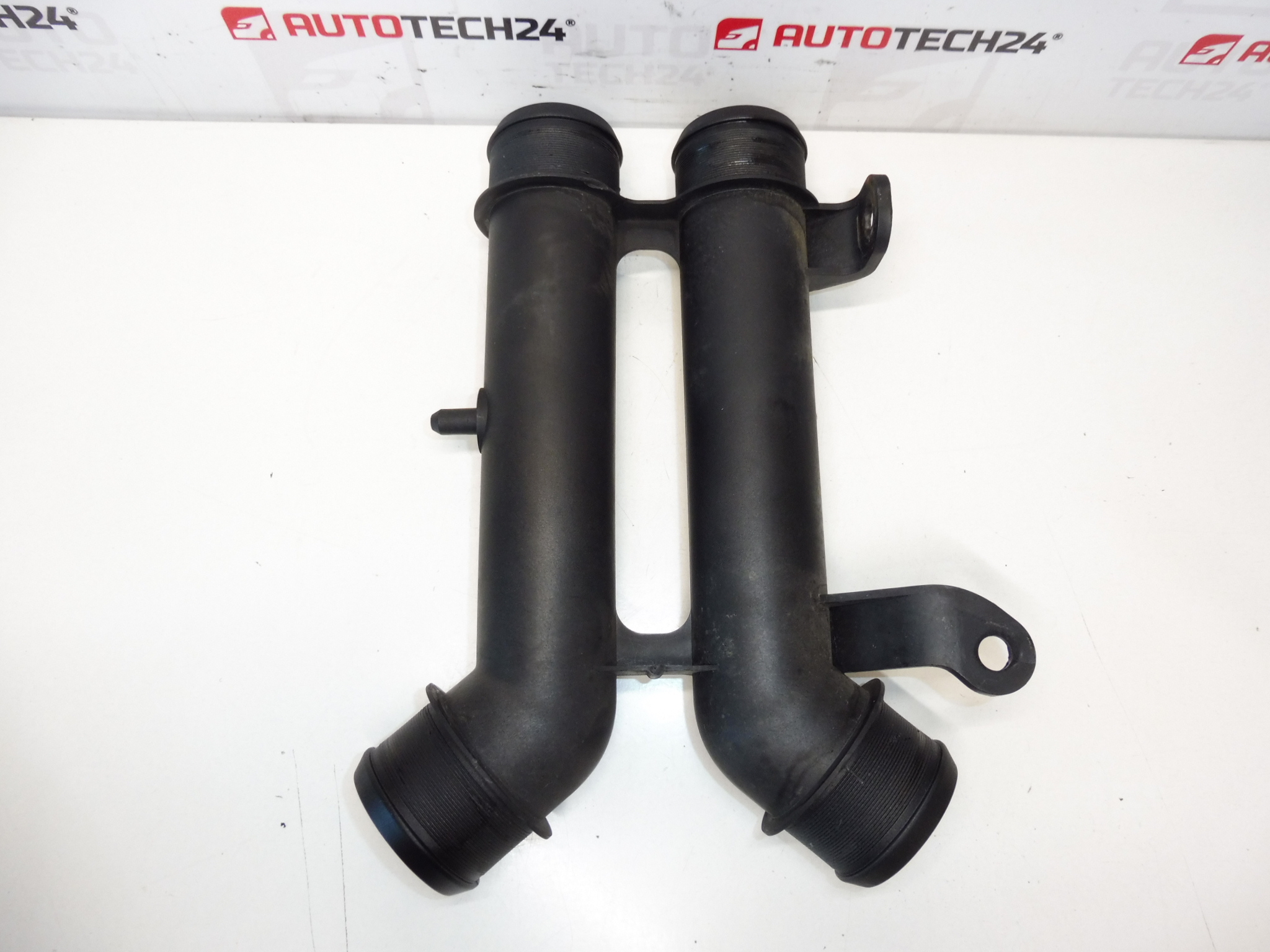 Prípojka vzduchu 1.6 HDI Citroën Peugeot 0382EE