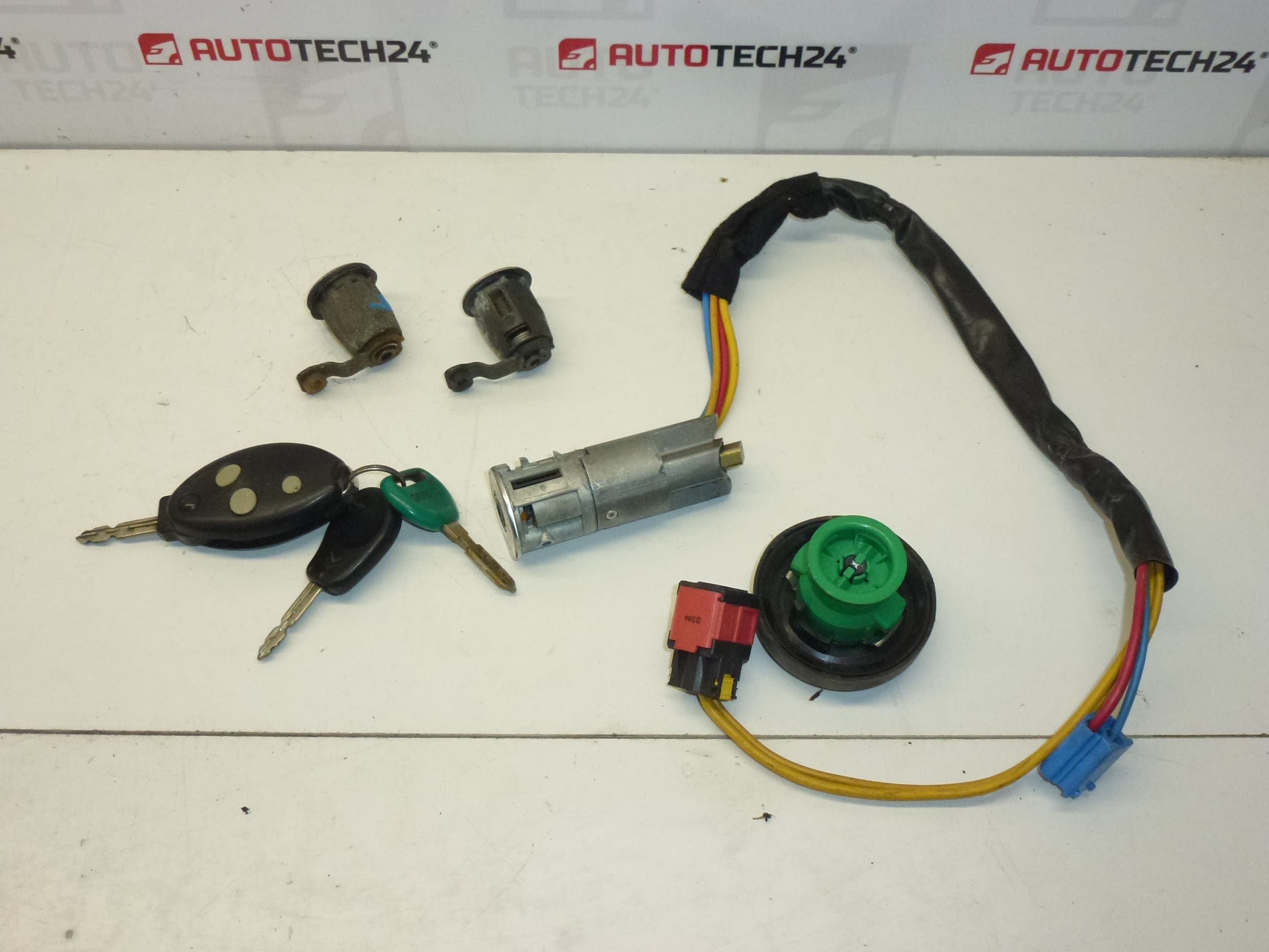 Sada zámkov + 2 kľúče Citroën Xsara 4162Z5