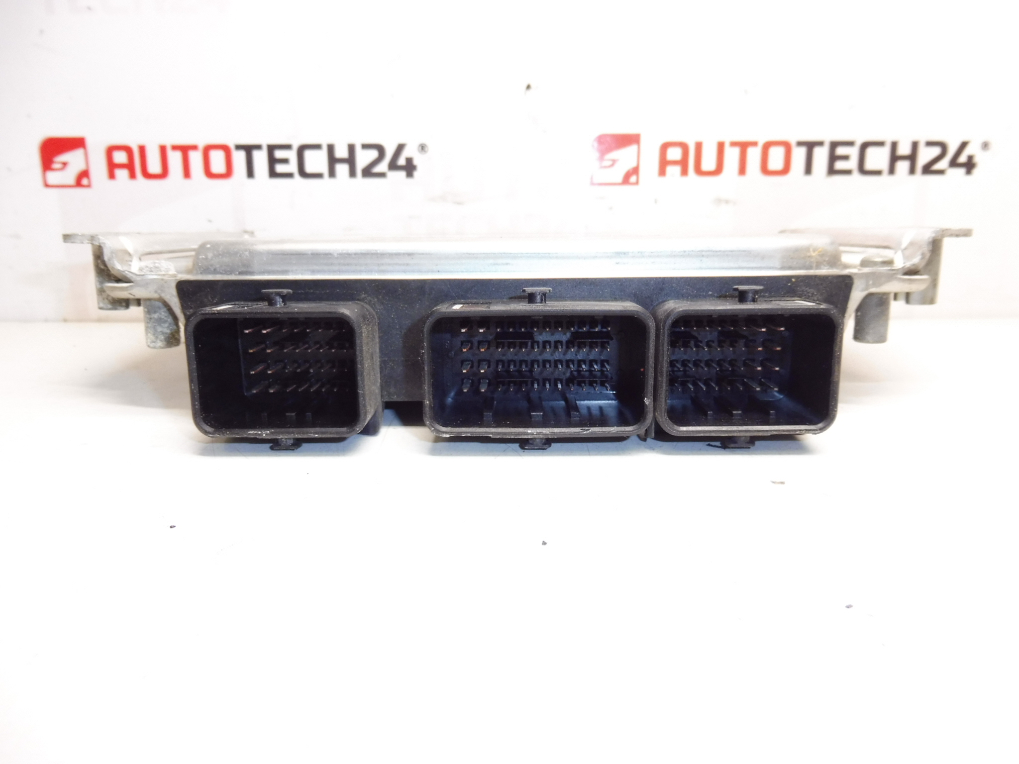 ECU Peugeot 206 Bosch ME7.4.4 0261207477 9650347980