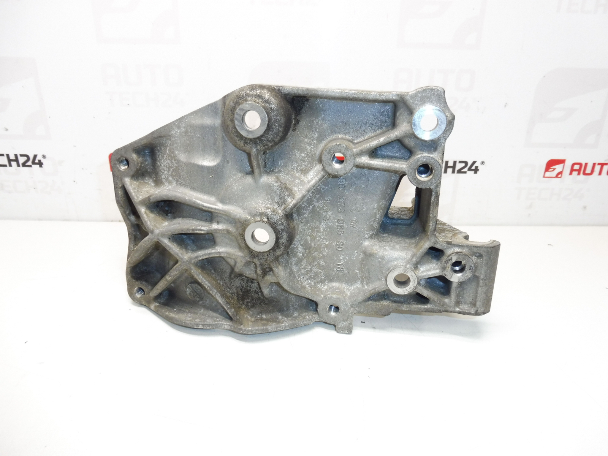 Držiak klímakompresora 1.5 HDI 9823598480 9827896580