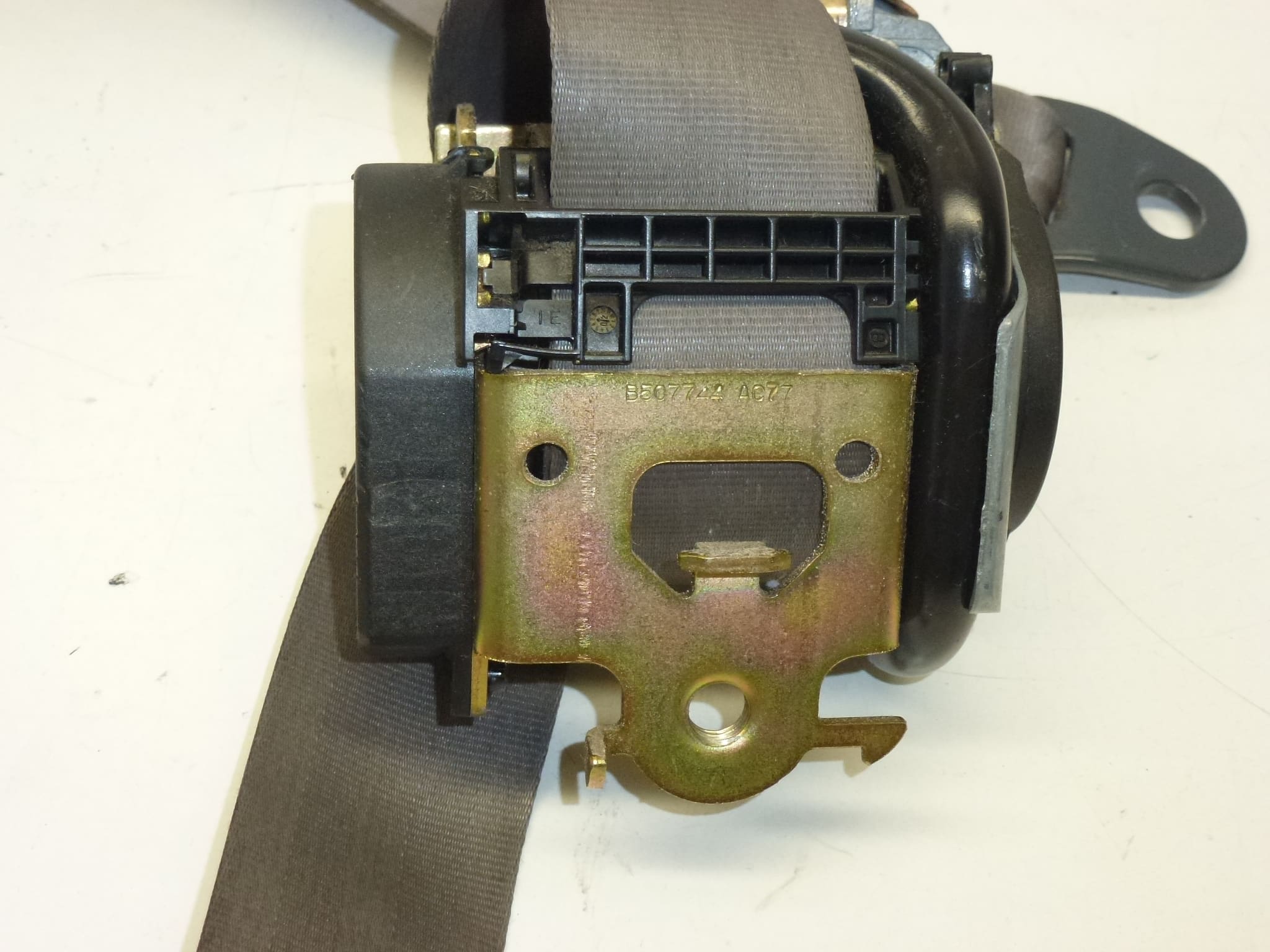 Ľavý predný pás Citroën Xsara Picasso 96314387XX 8974C8